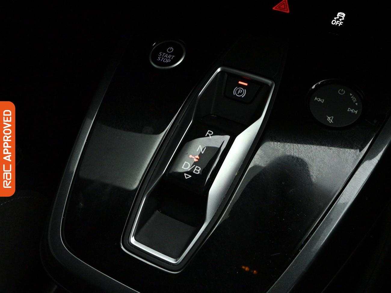 Audi Q4 E-Tron view 20