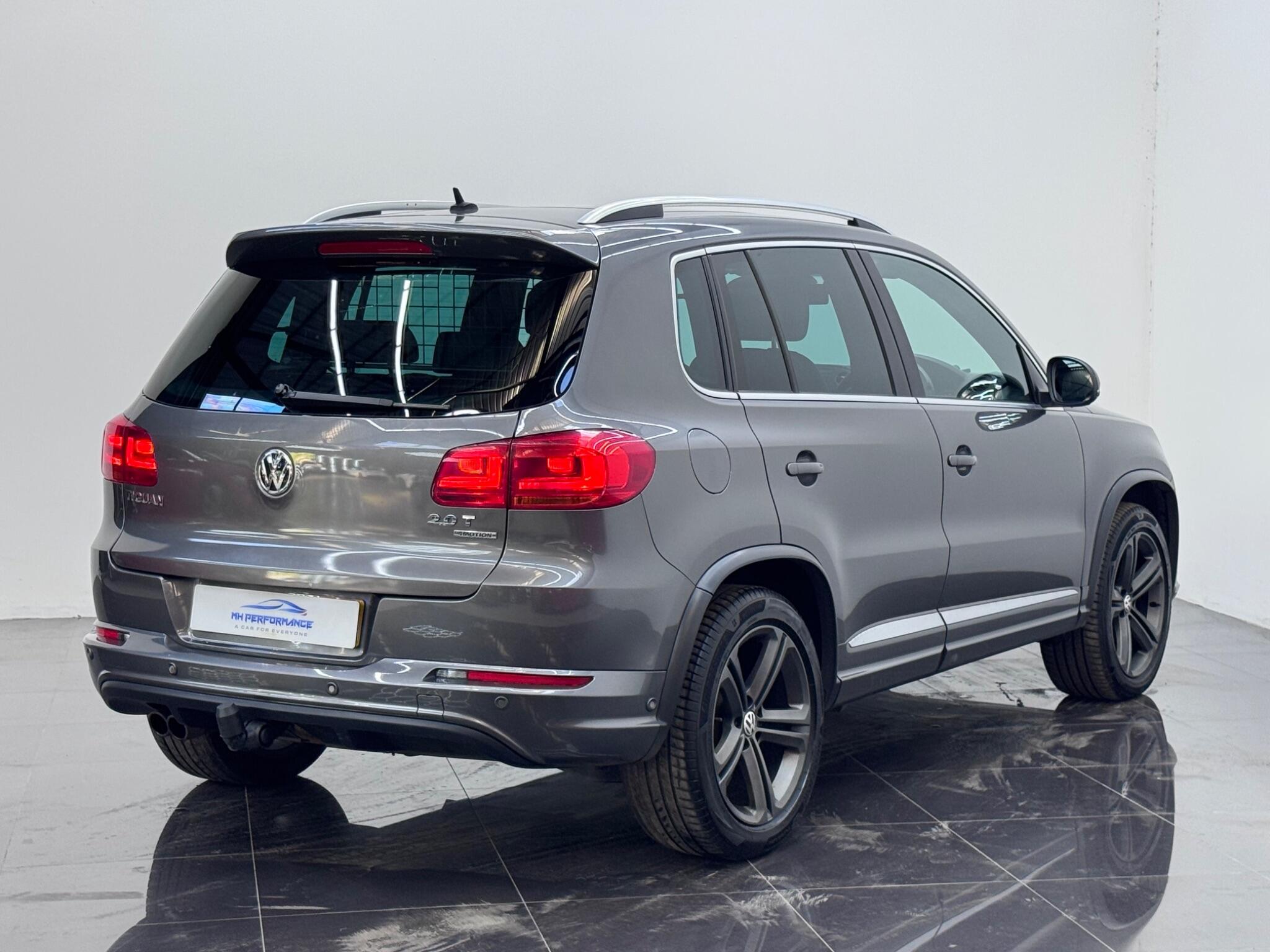 Volkswagen Tiguan view 8