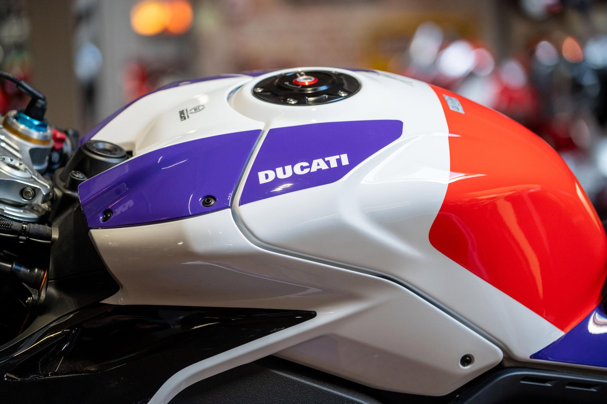 Ducati Panigale V4 view 20