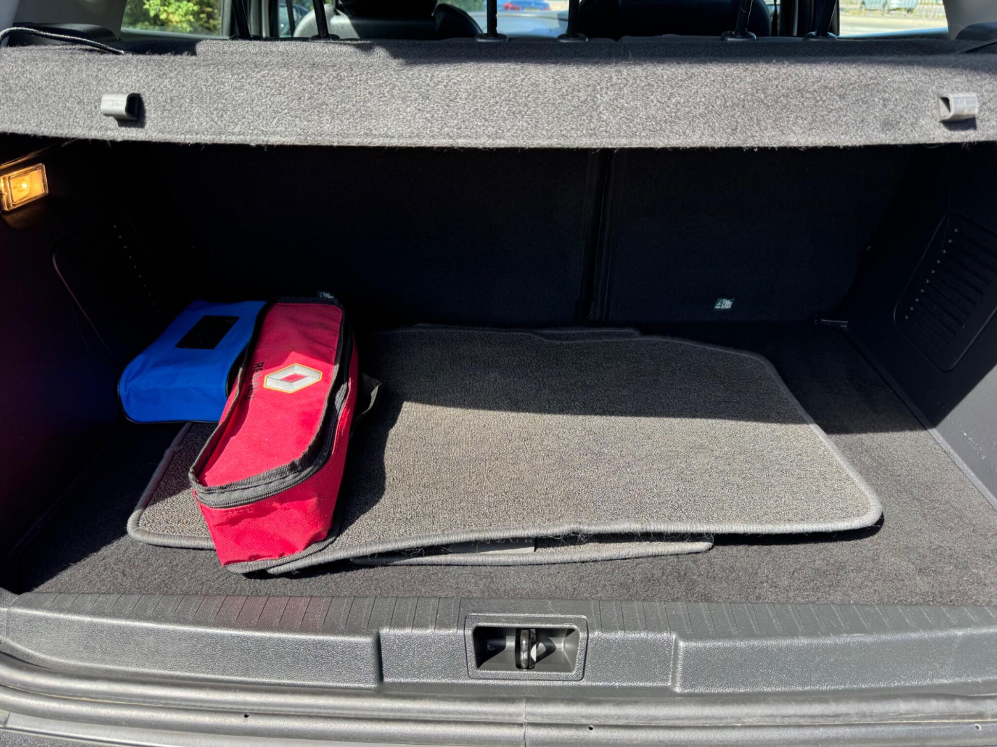 Renault Captur view 17