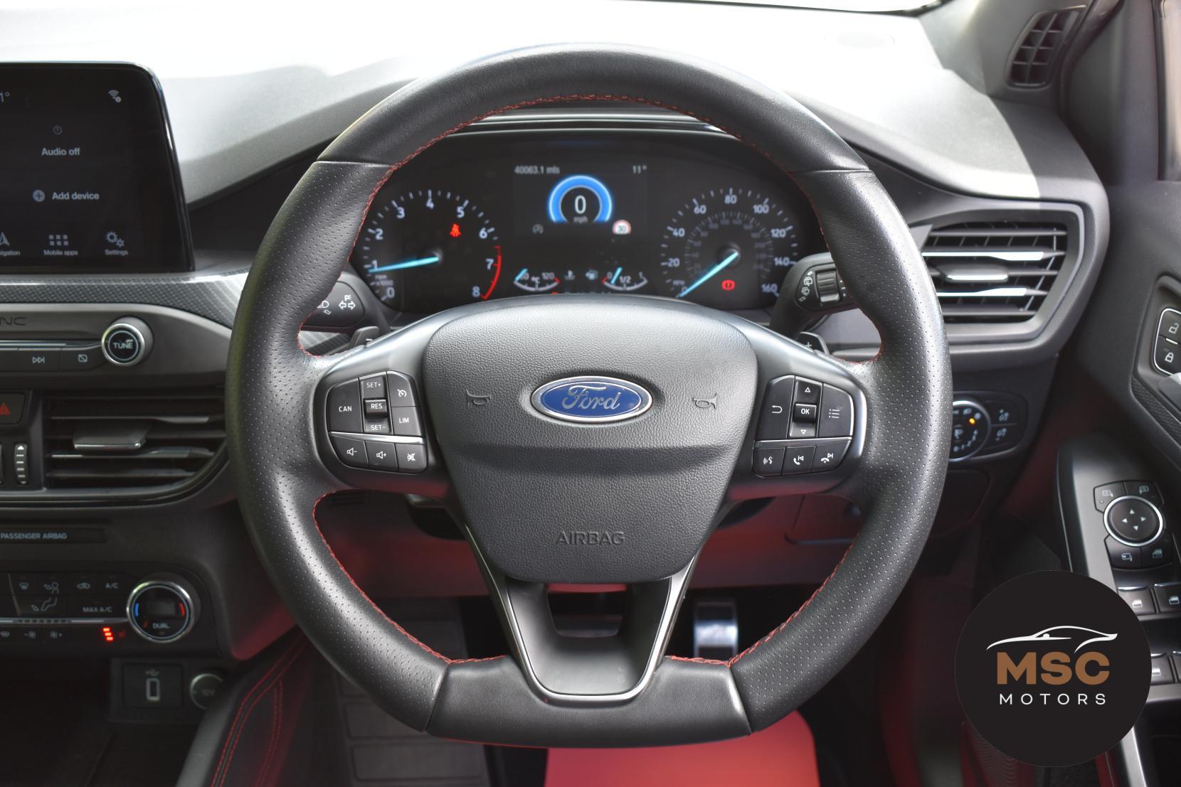 Ford Focus view 43