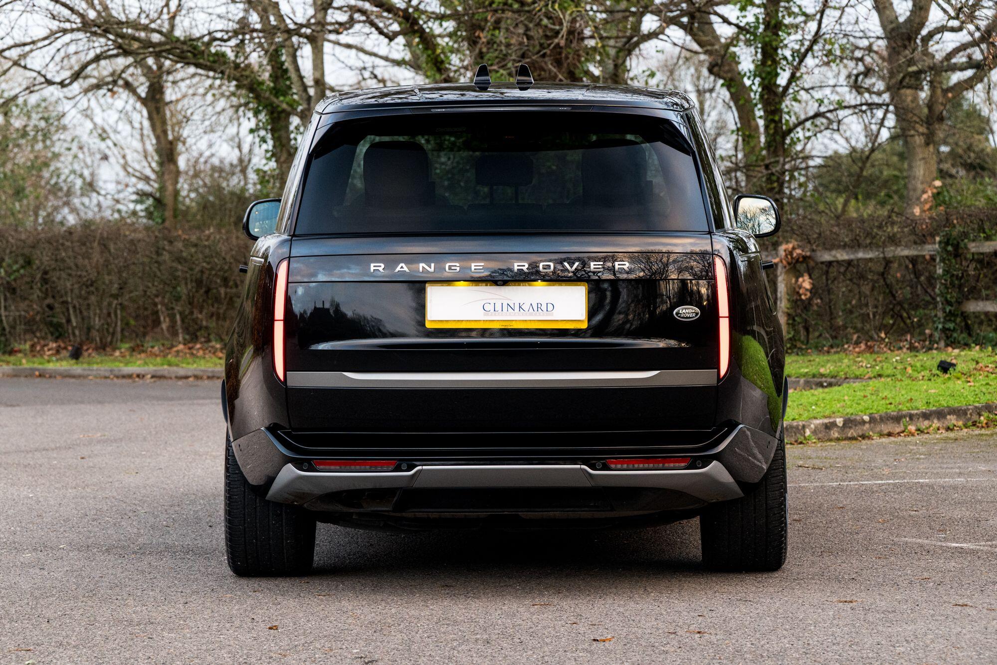Land Rover Range Rover view 4