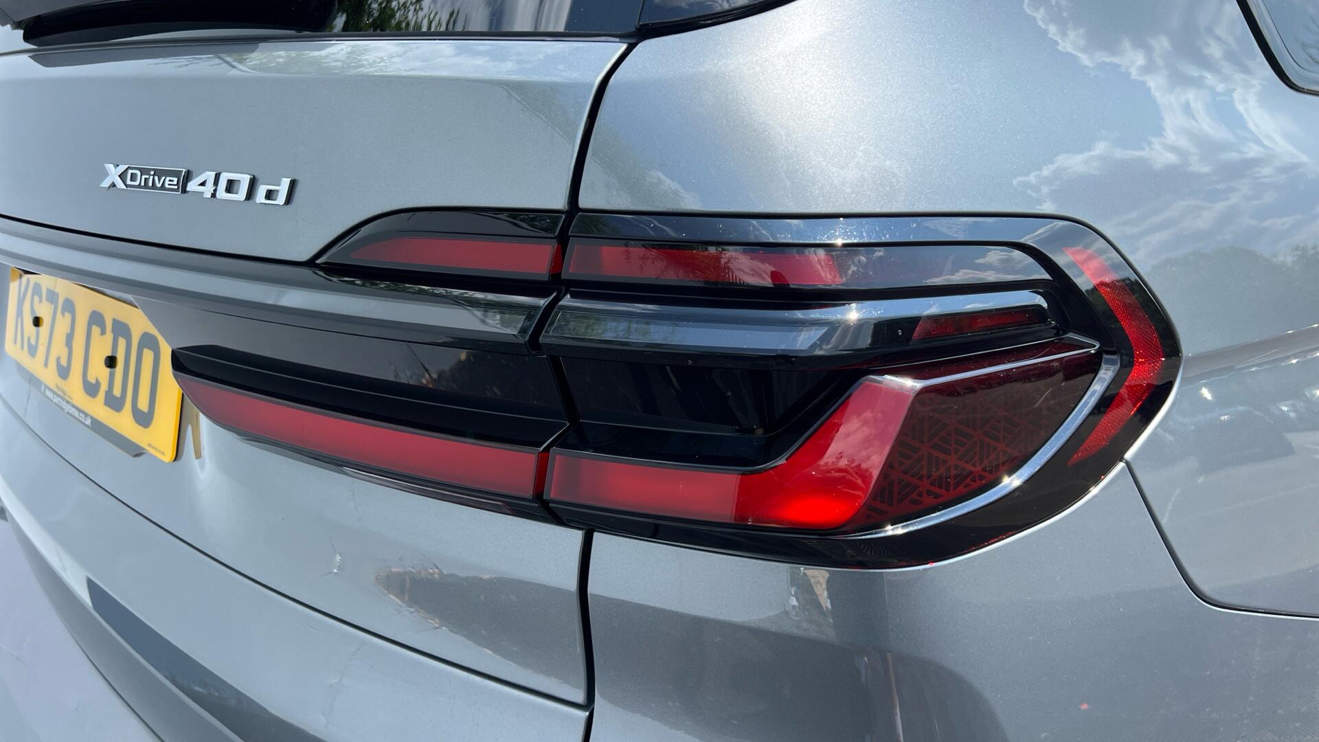 BMW X7 view 22