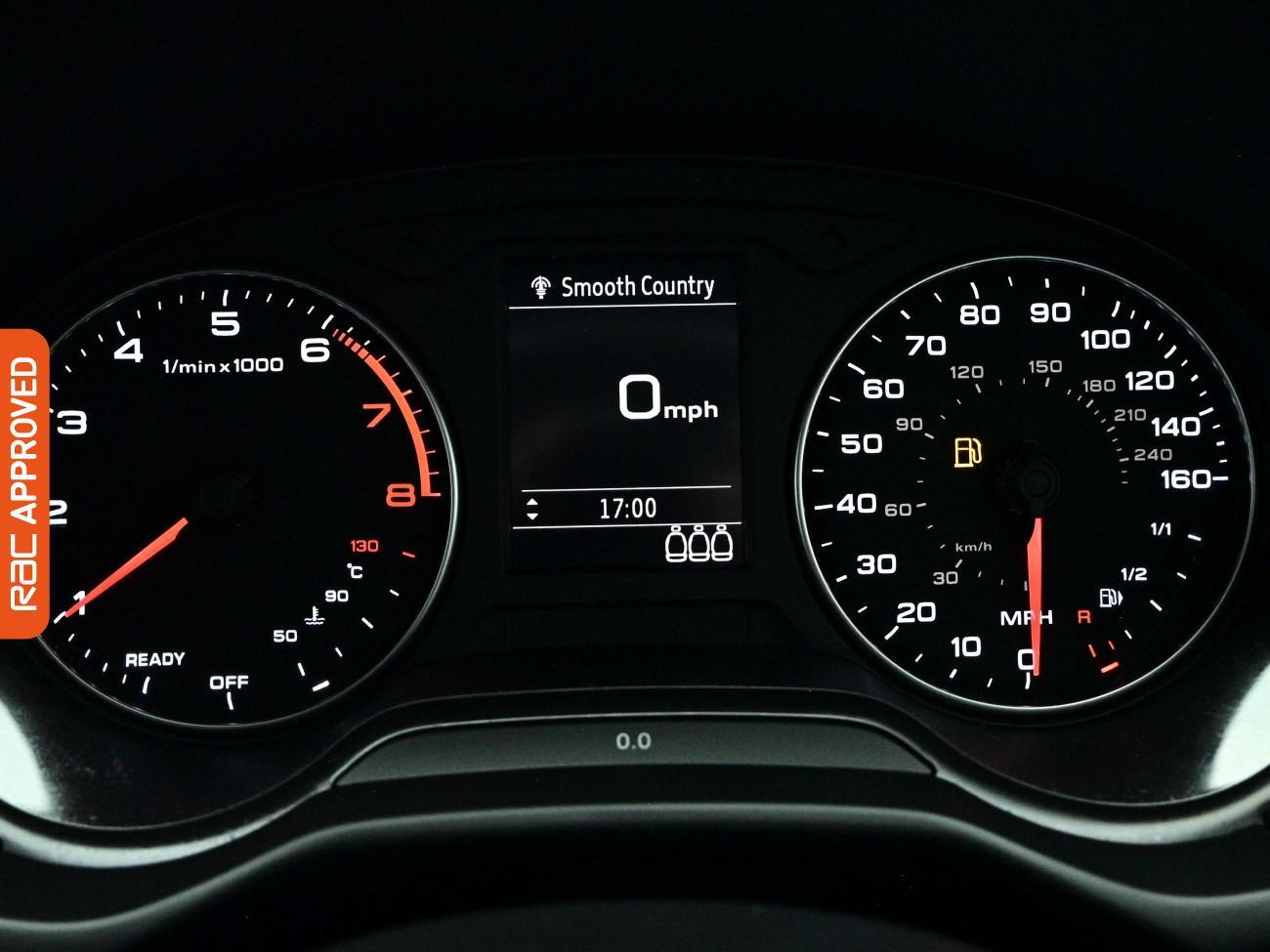 Audi Q2 view 3