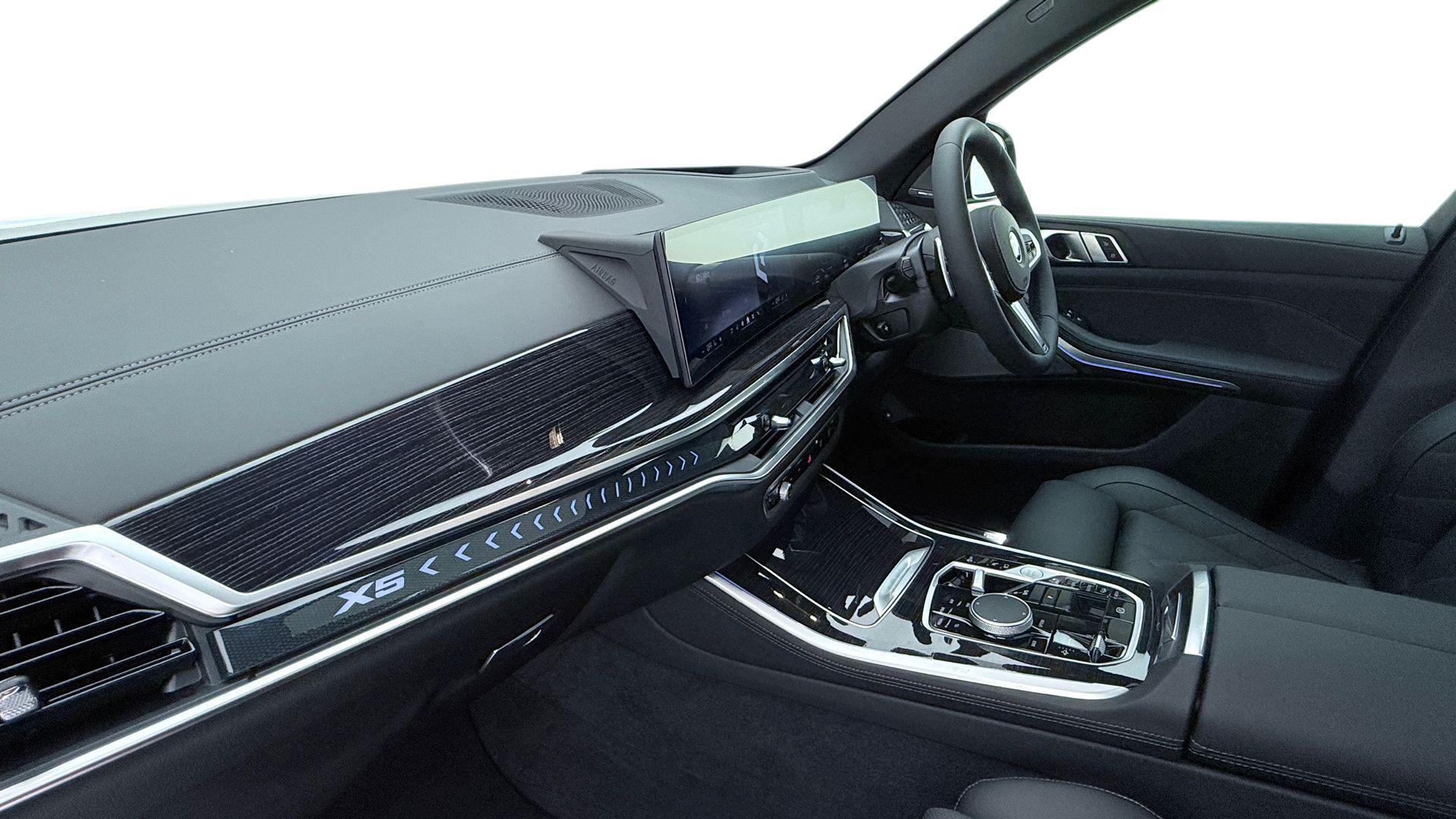 BMW X5 view 7