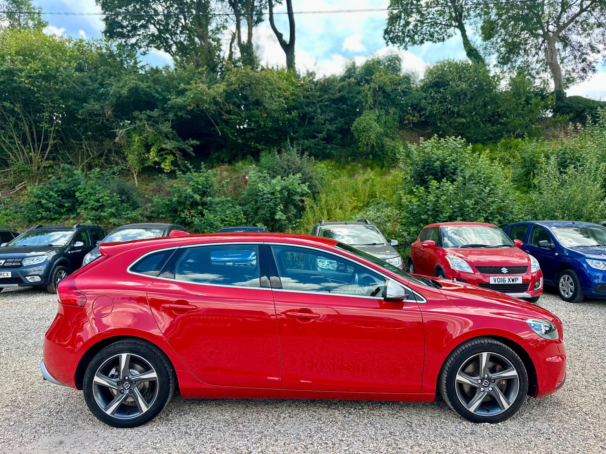 Volvo V40 view 7