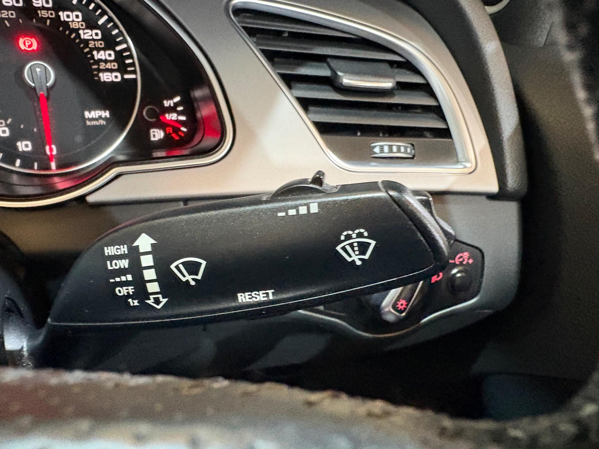Audi A5 Cabriolet view 28