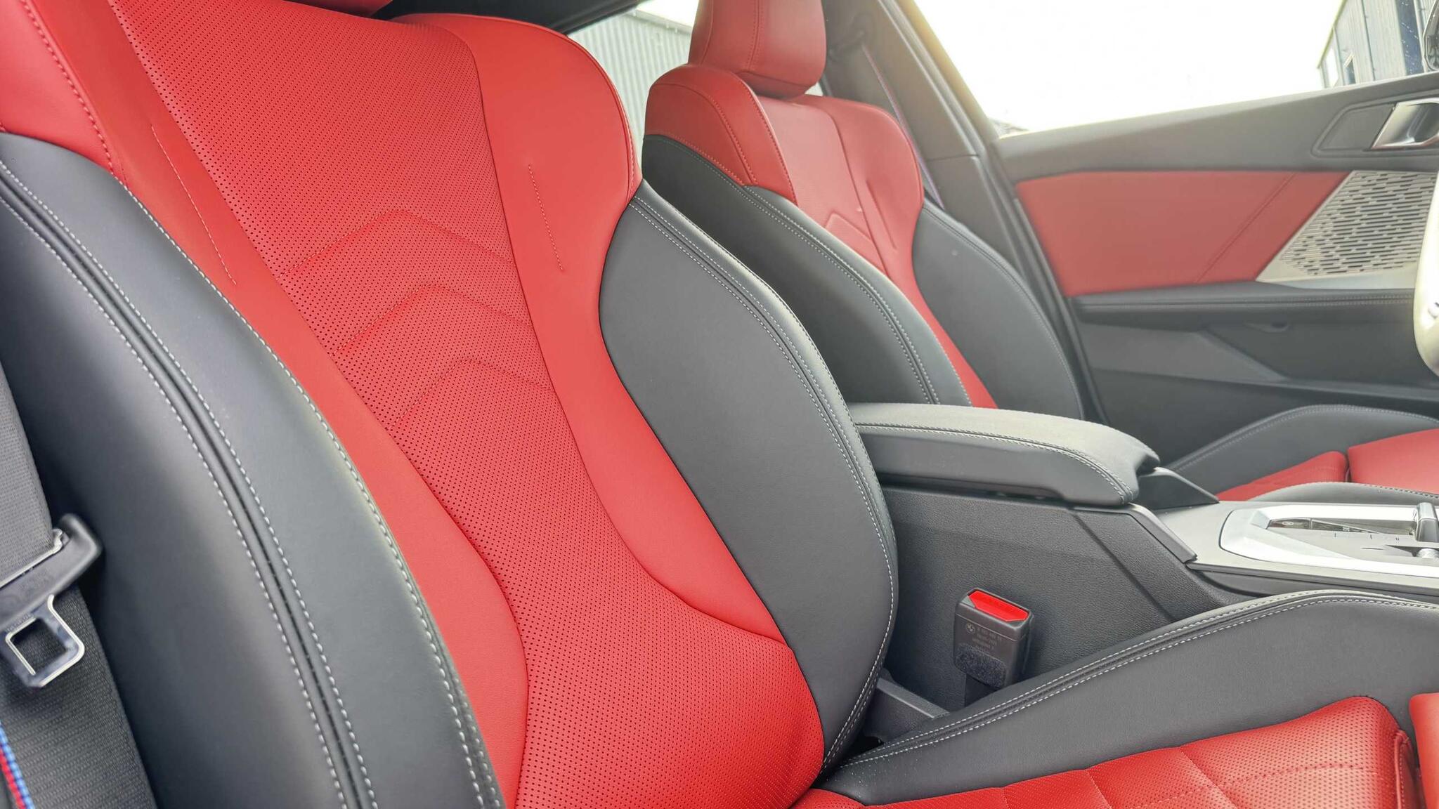 BMW 1 Series view 13