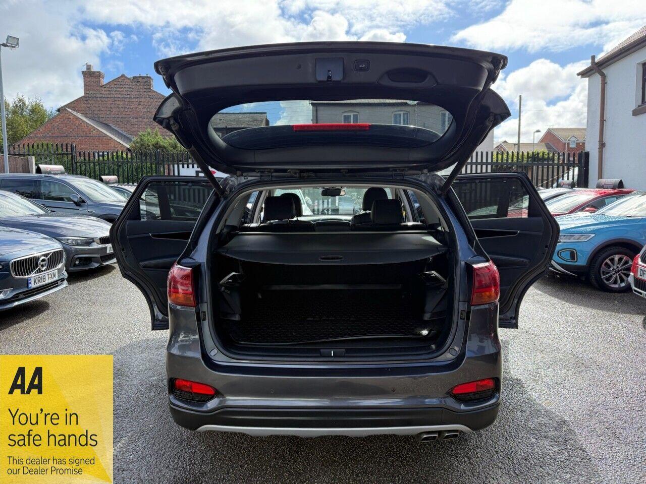 Kia Sorento view 12