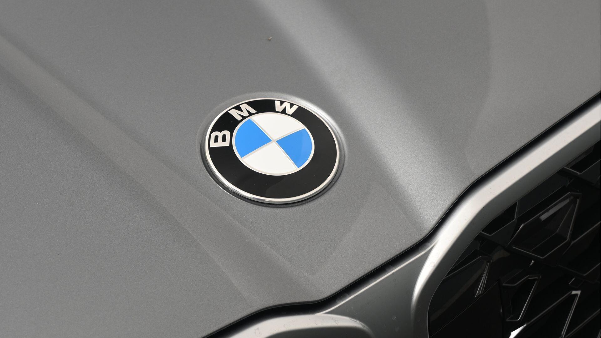 BMW X2 view 32