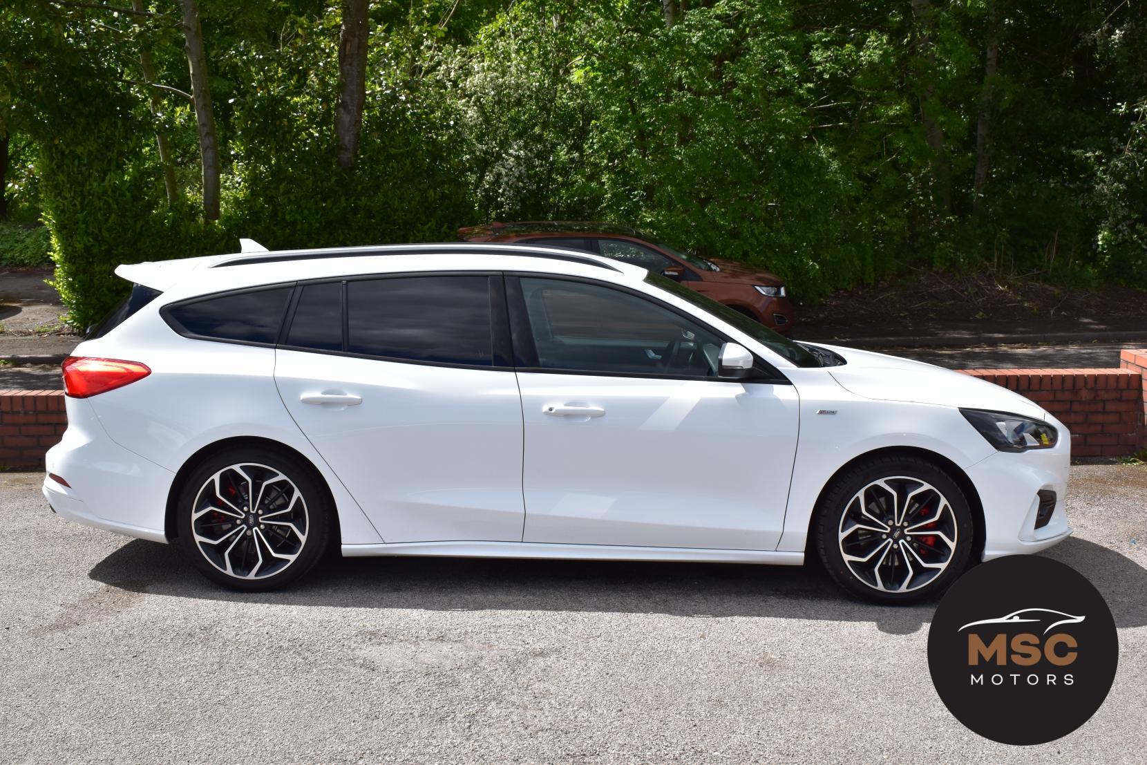 Ford Focus view 21