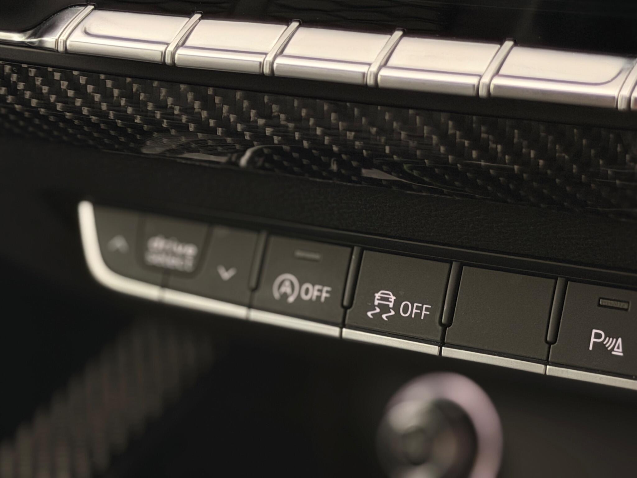 Audi RS4 view 36