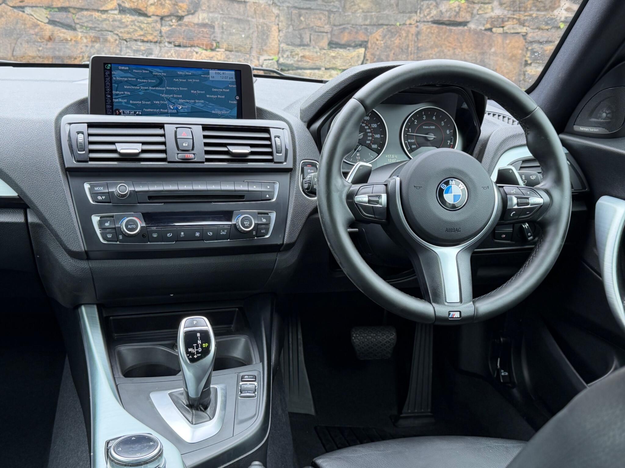 BMW 2 Series view 22