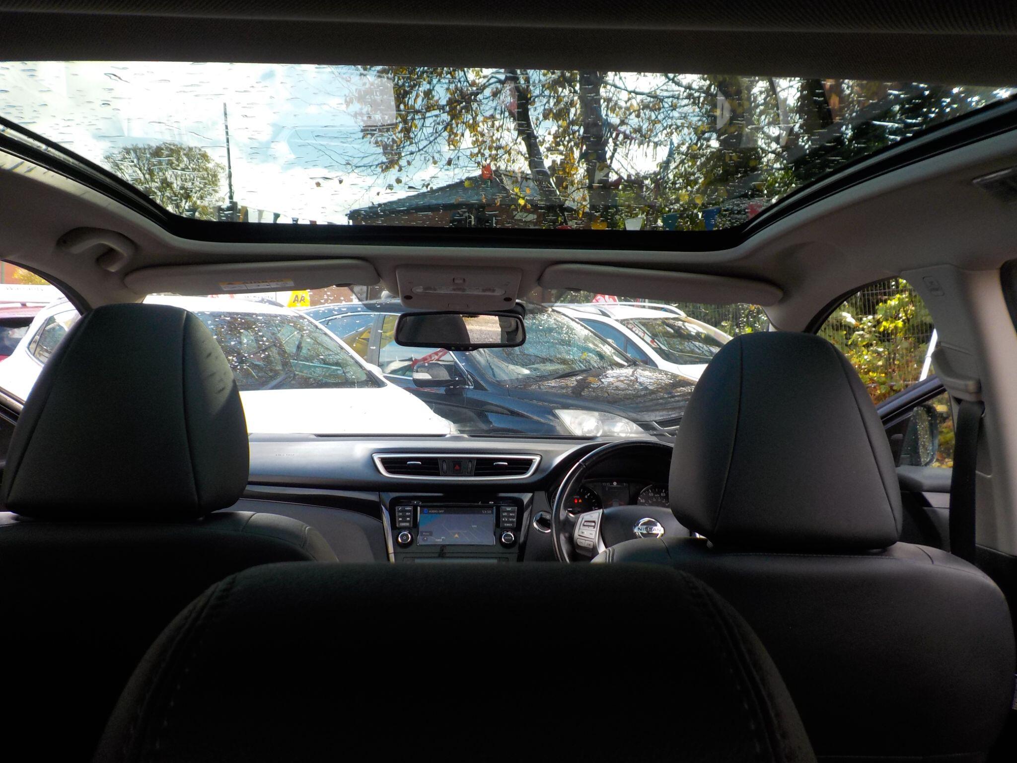 Nissan Qashqai 1.5 dCi Tekna 2WD Euro 6 (s/s) 5dr