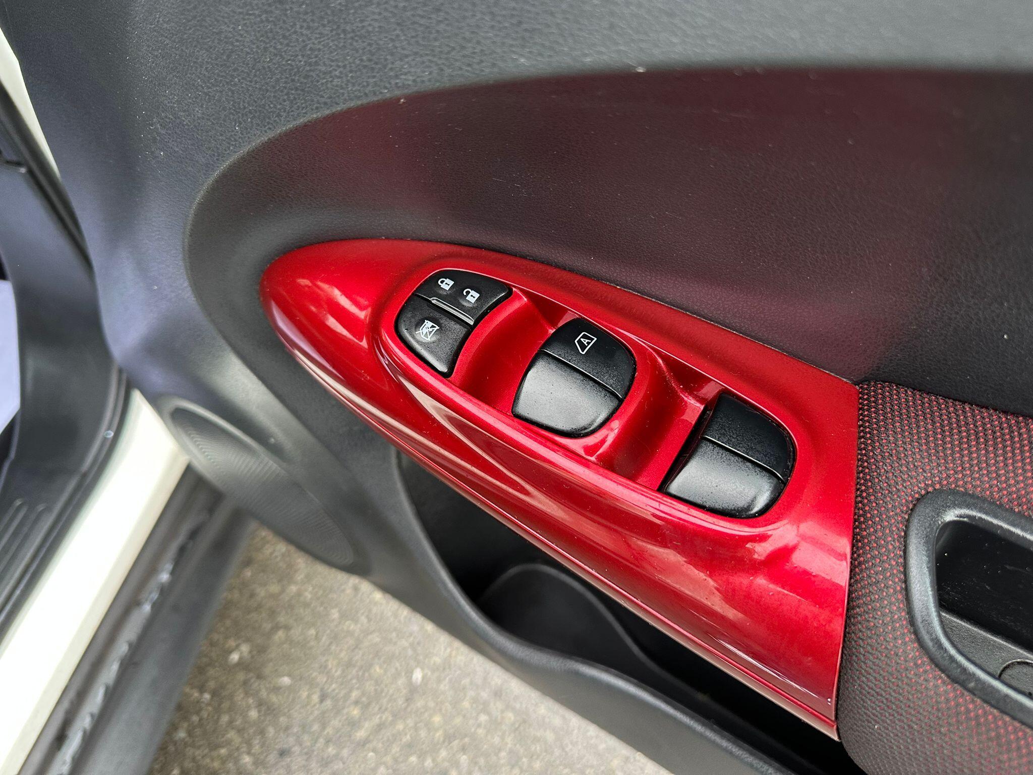 Nissan Juke view 21