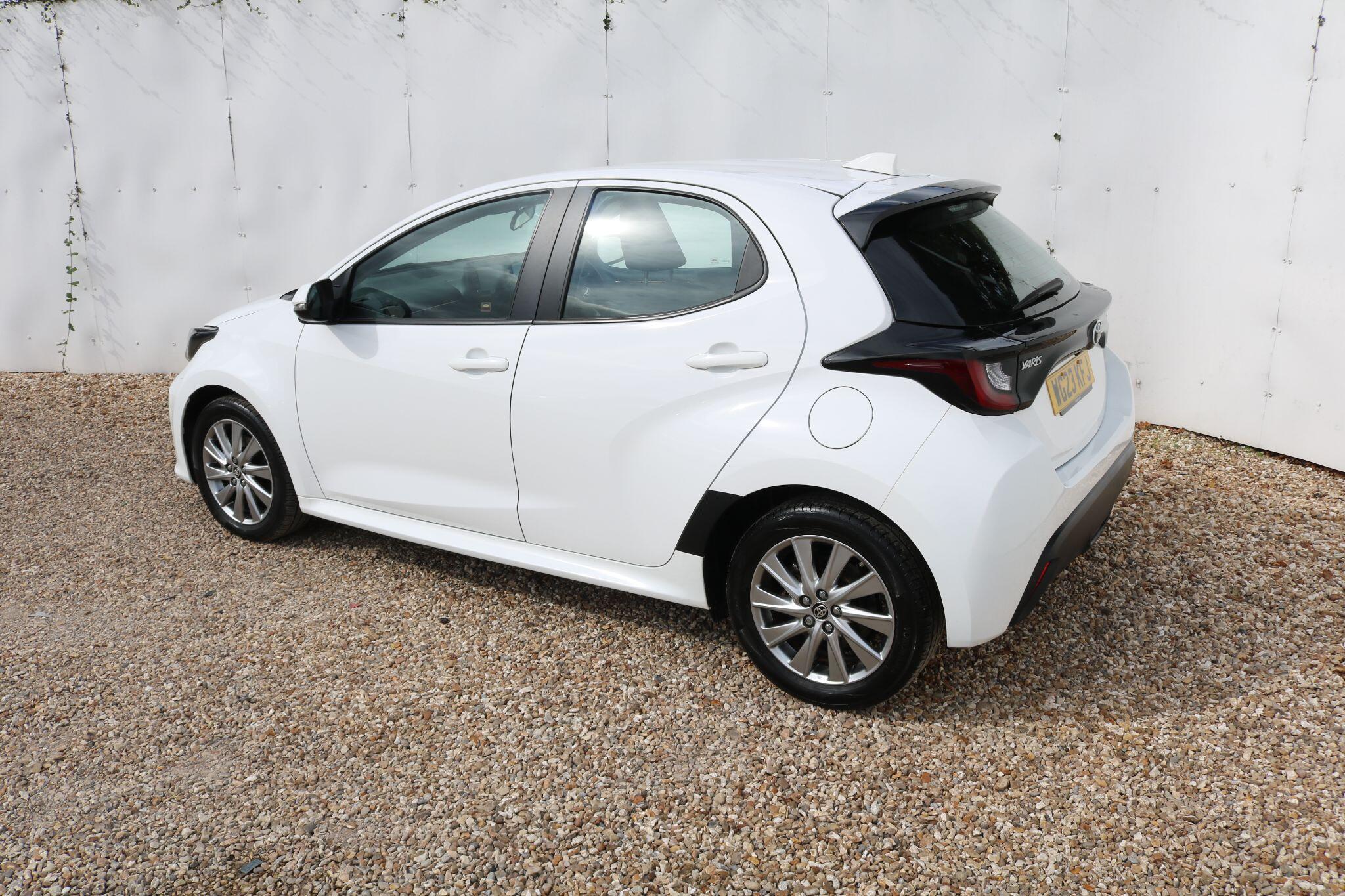 Toyota Yaris view 6