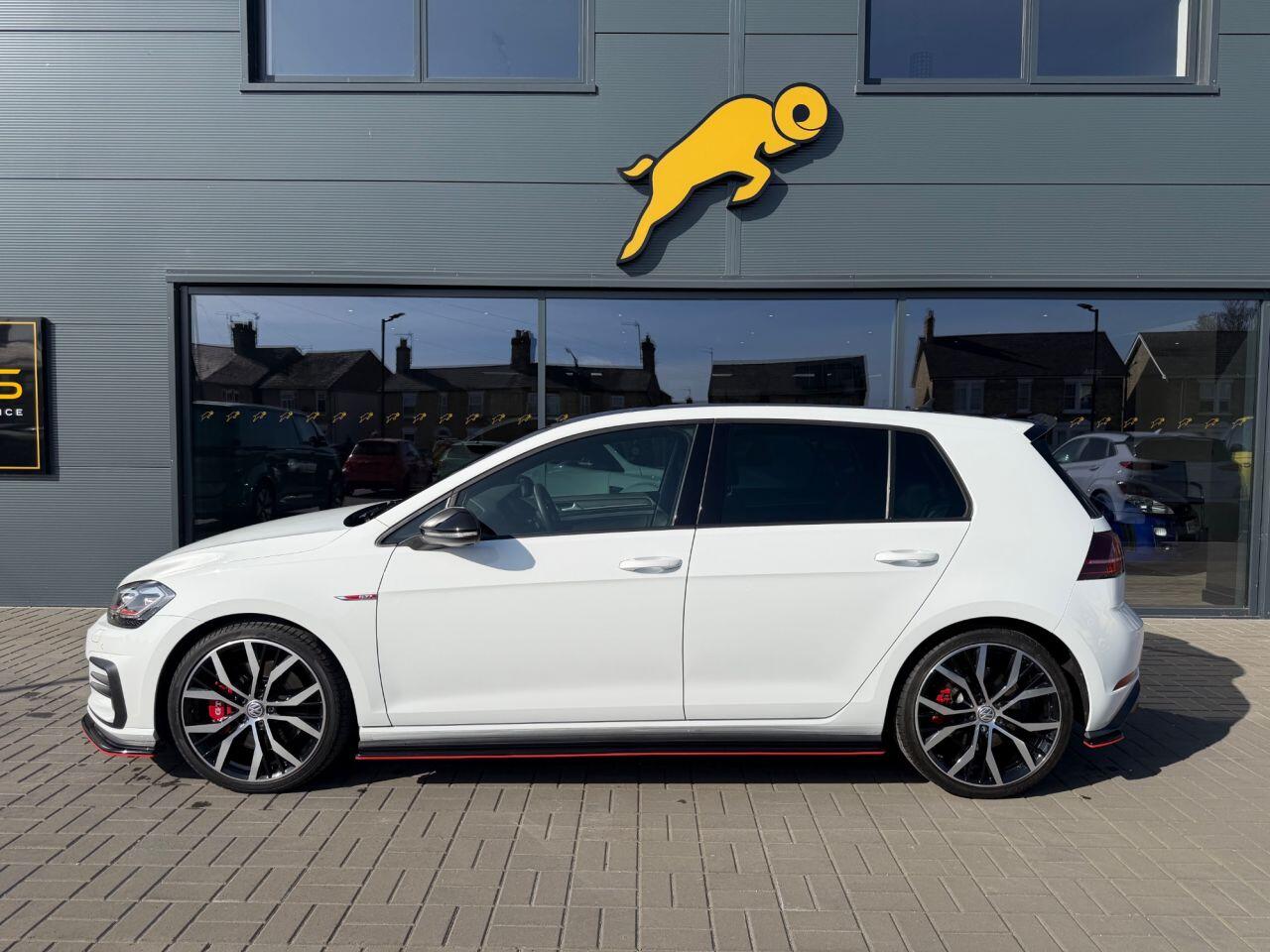 Volkswagen Golf view 11