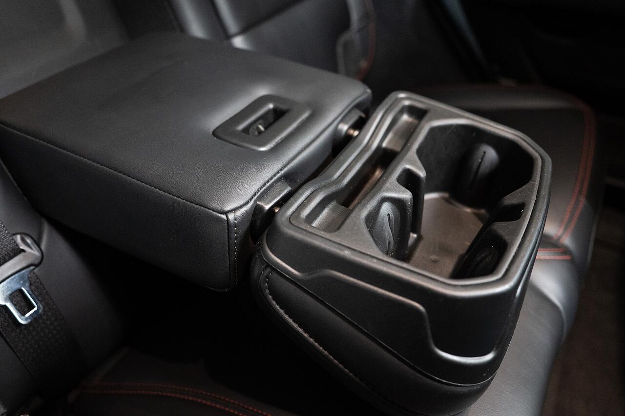 Jeep Wrangler view 26
