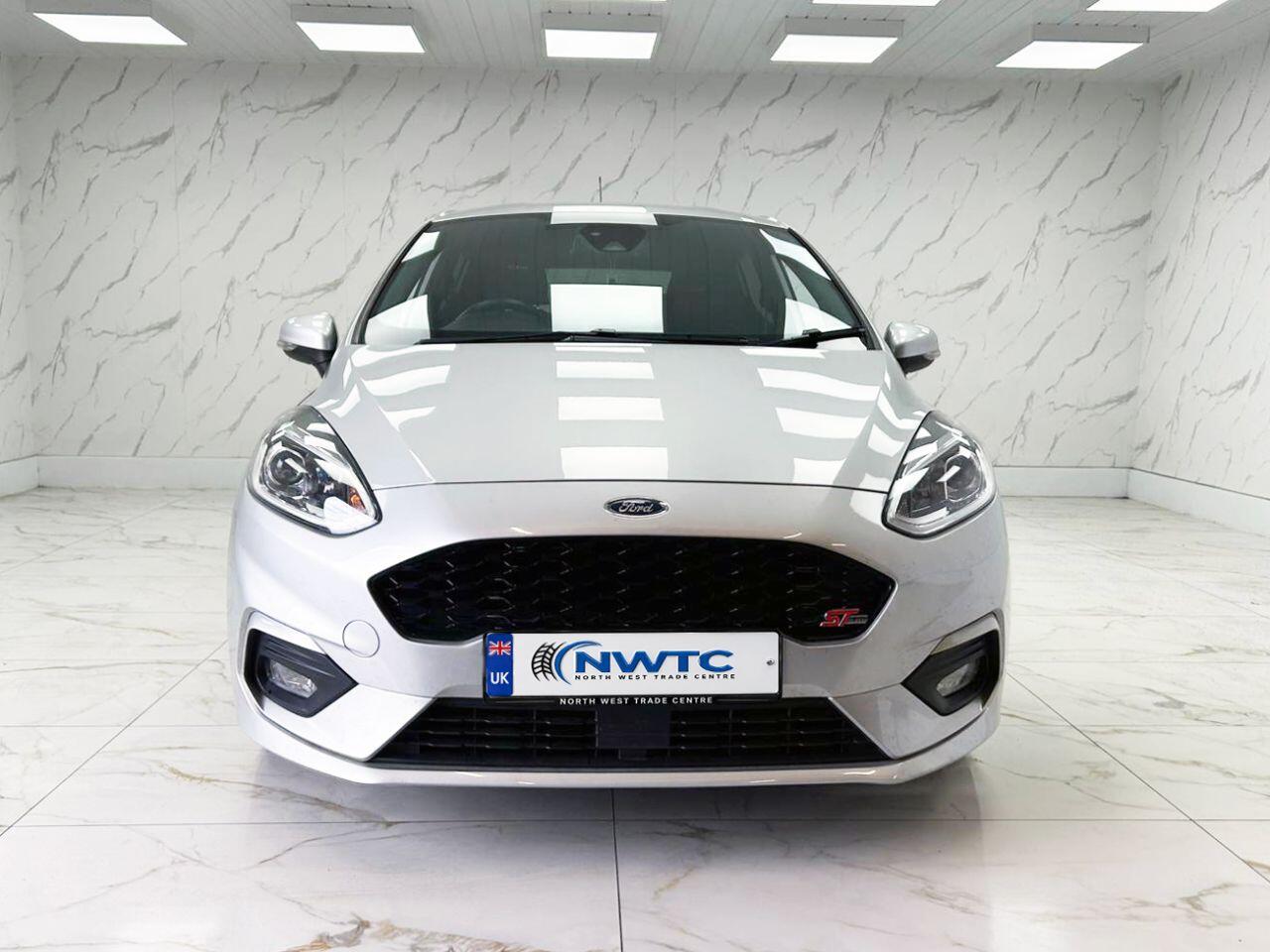Ford Fiesta view 5
