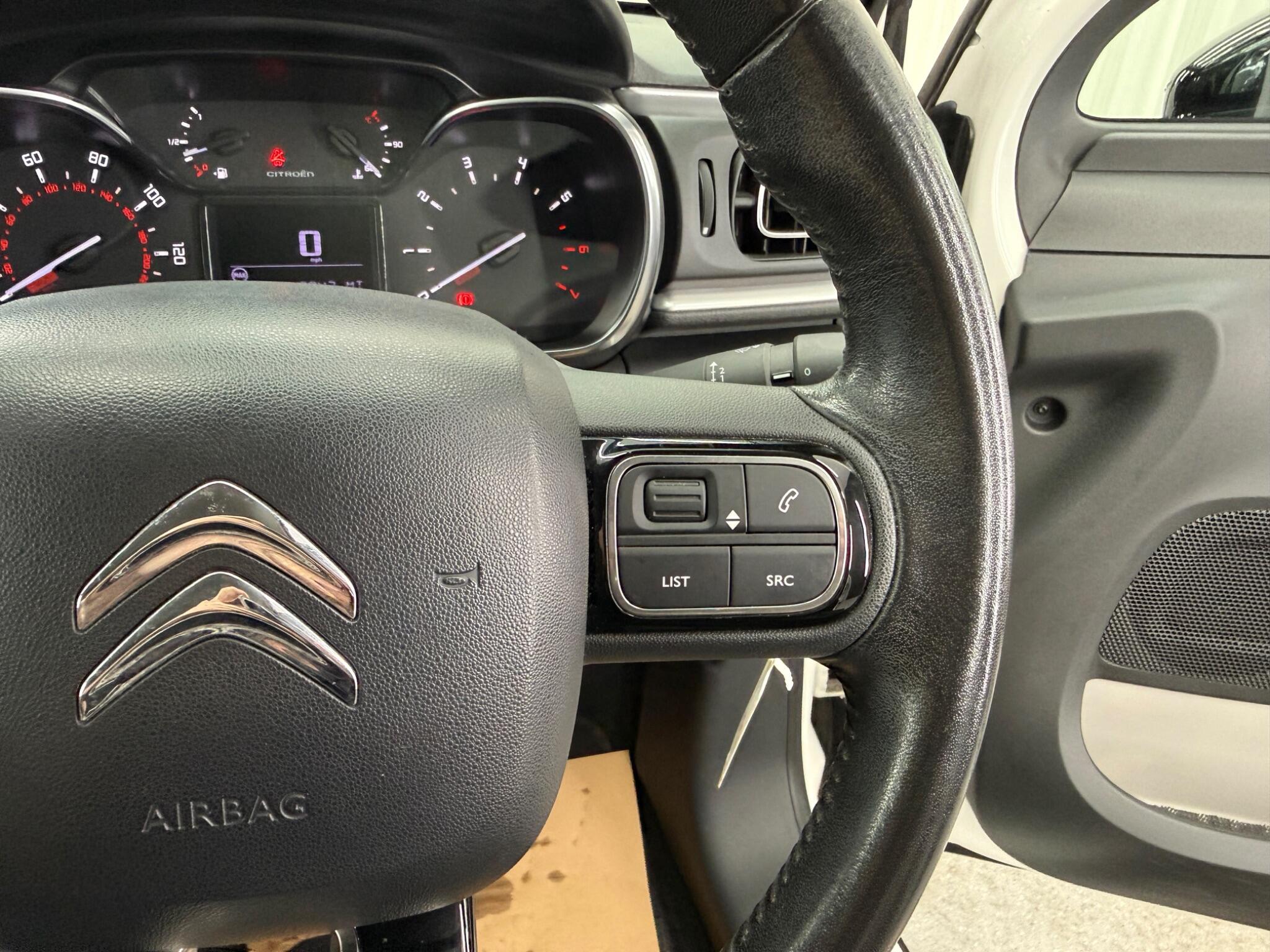 Citroen C3 view 45