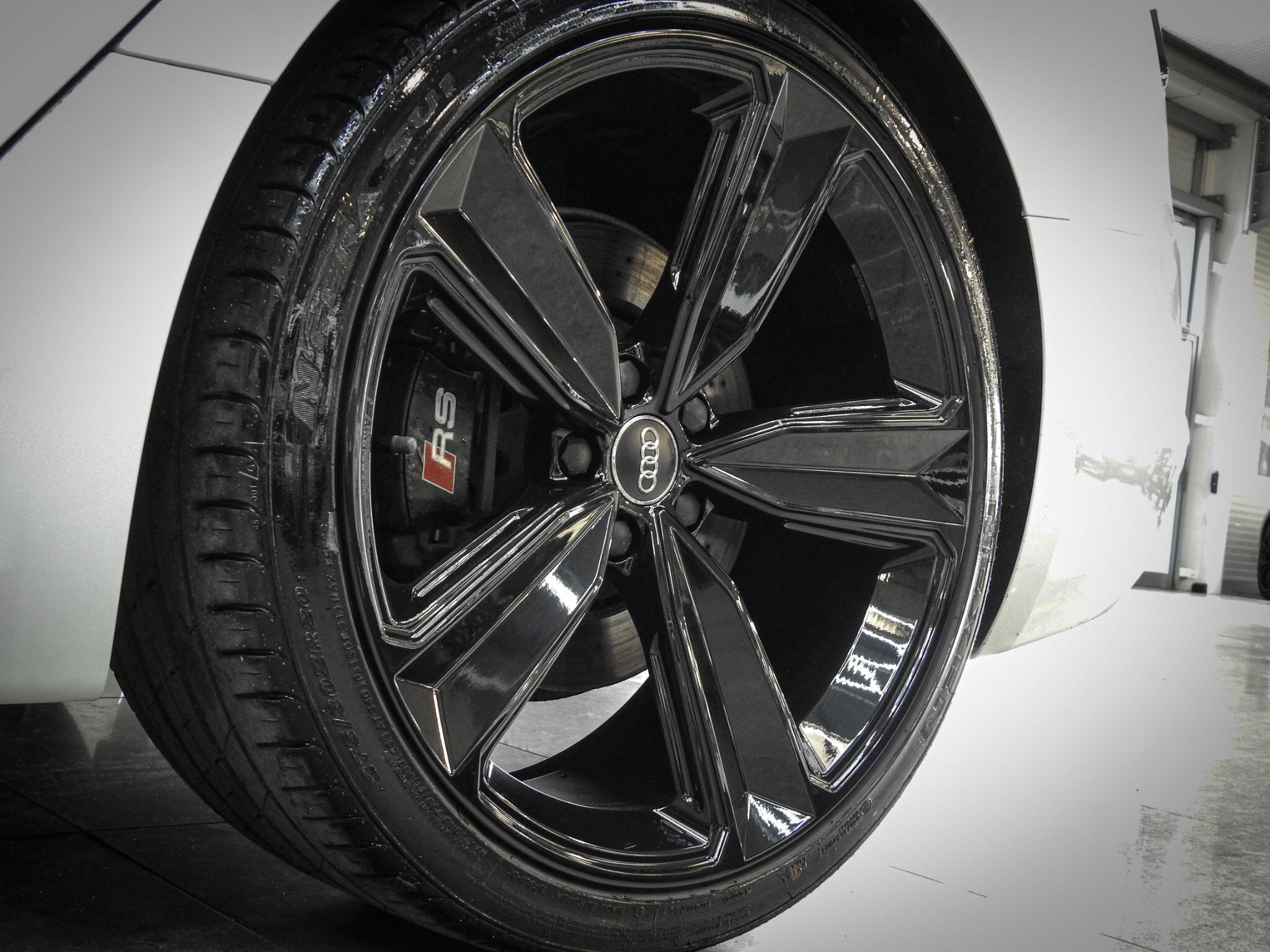 Audi RS5 view 21