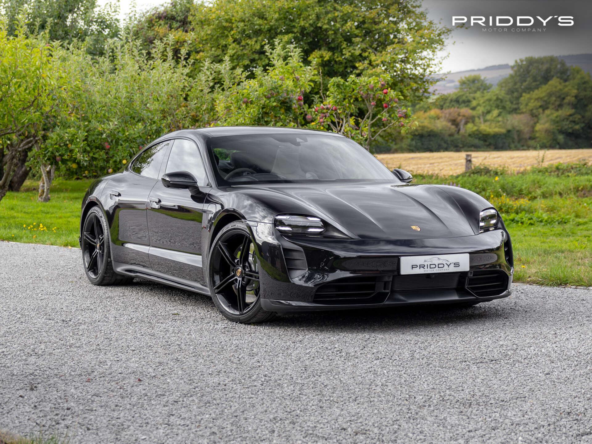 Porsche Taycan view 42