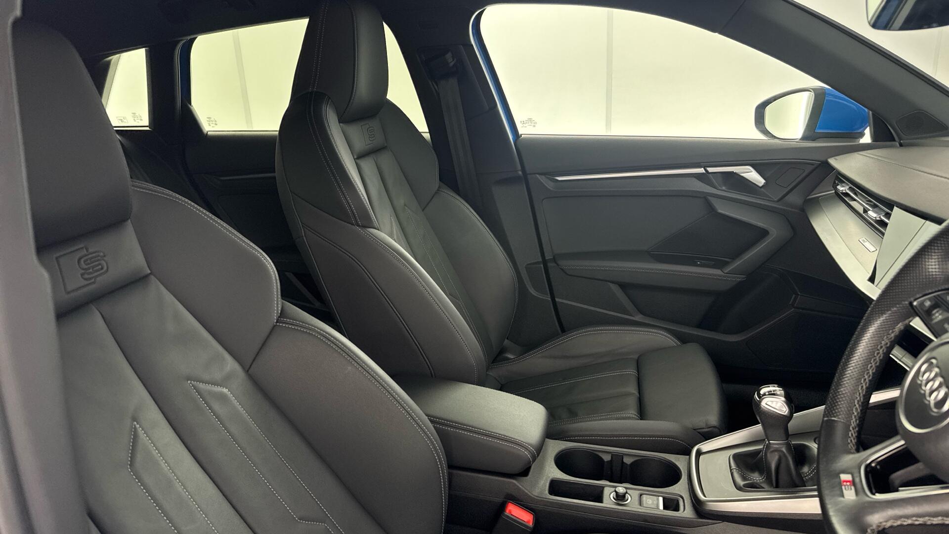 Audi A3 view 16