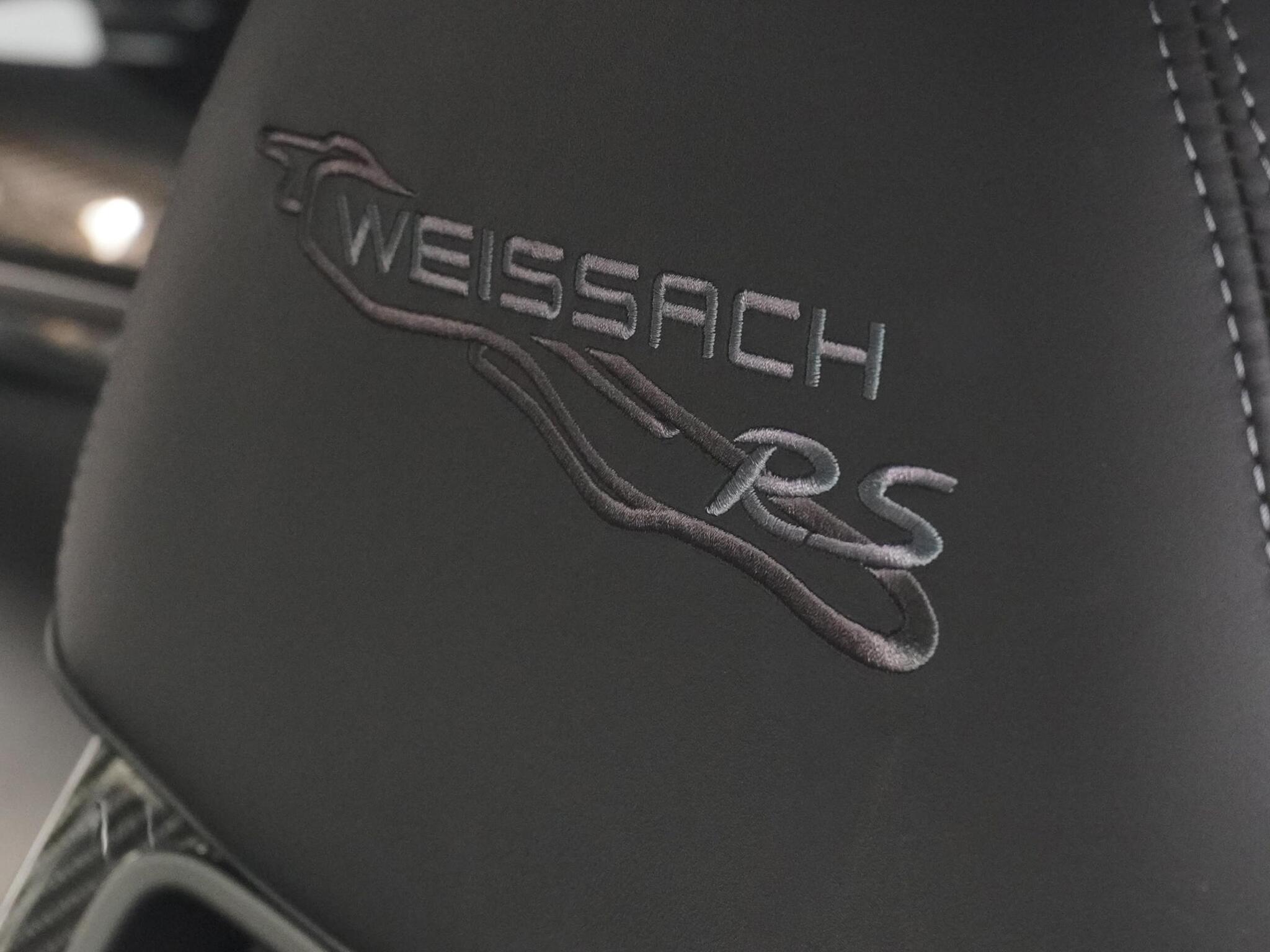 Porsche Cayman view 13