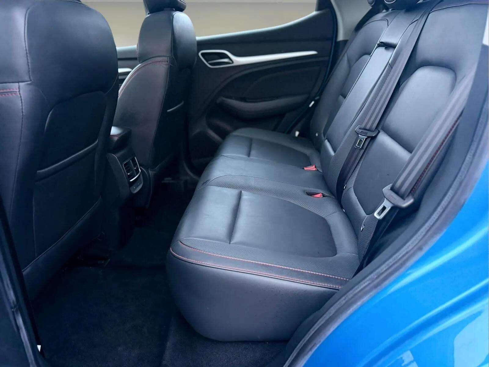MG MG ZS view 38