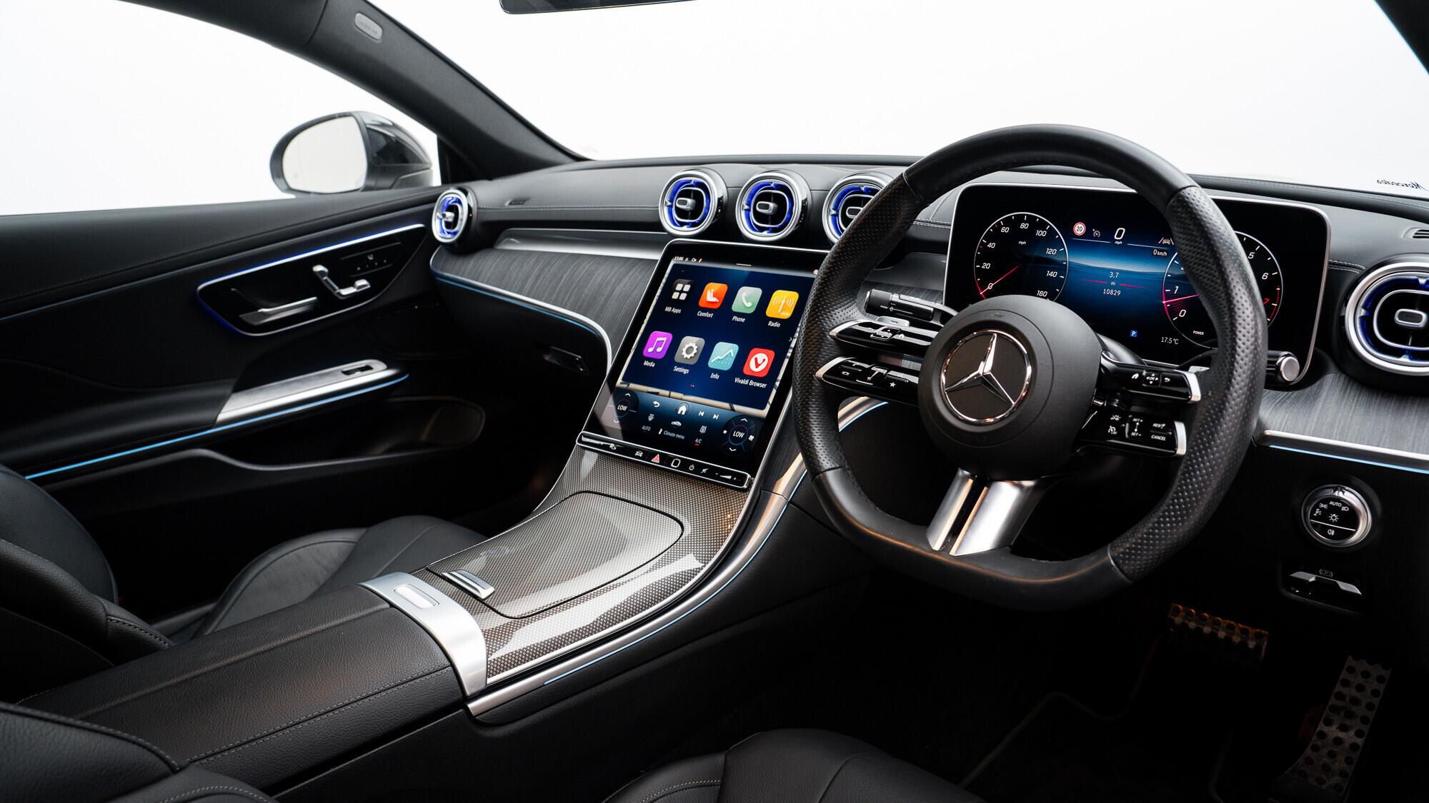 Mercedes-Benz Cle view 36
