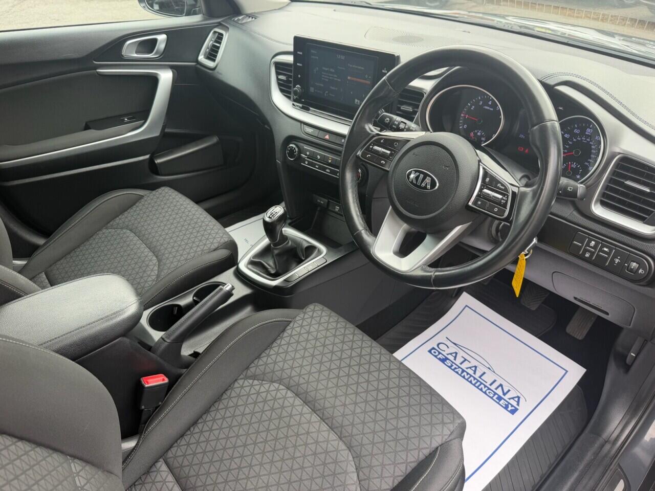 Kia XCeed view 29