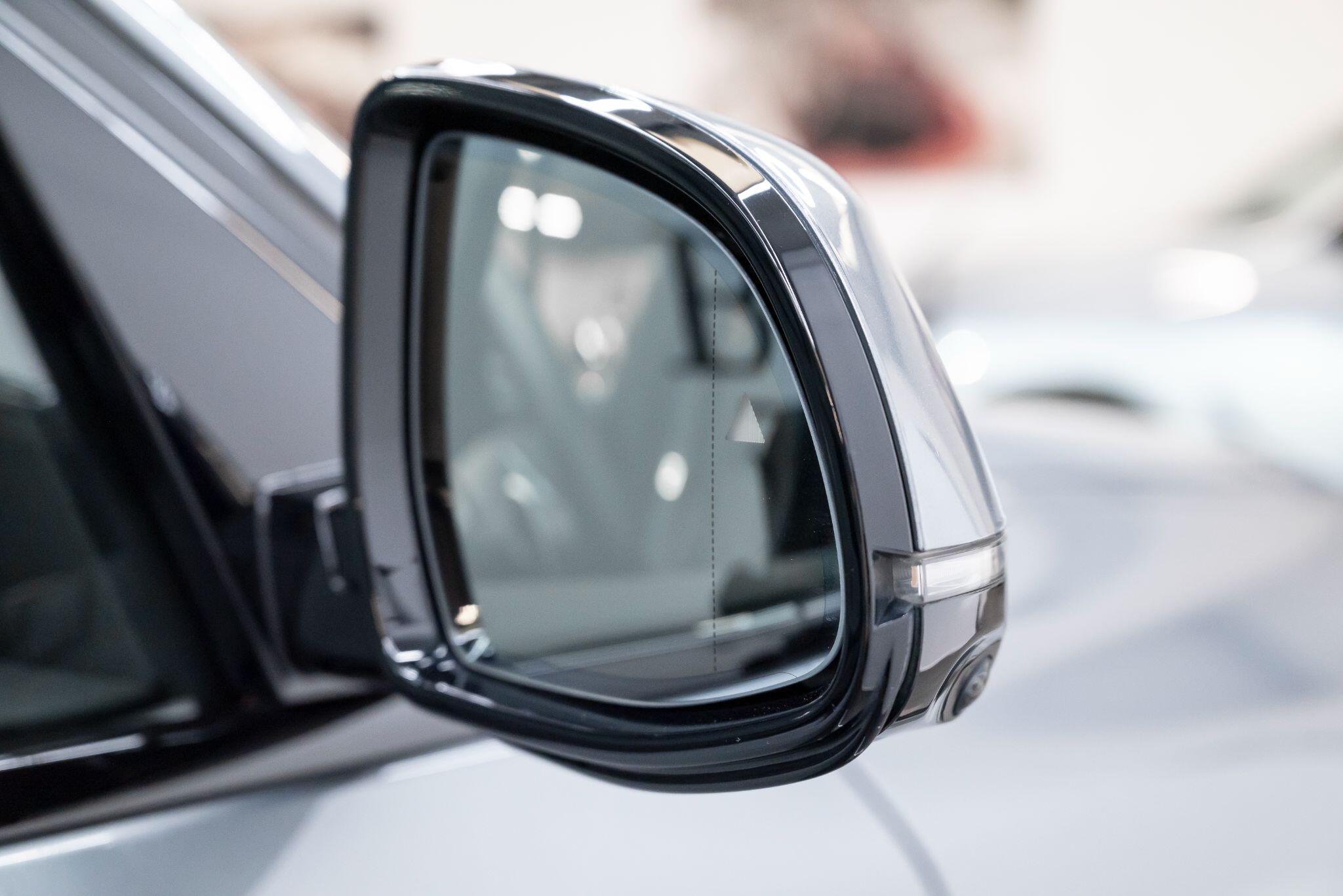 BMW X5 view 56
