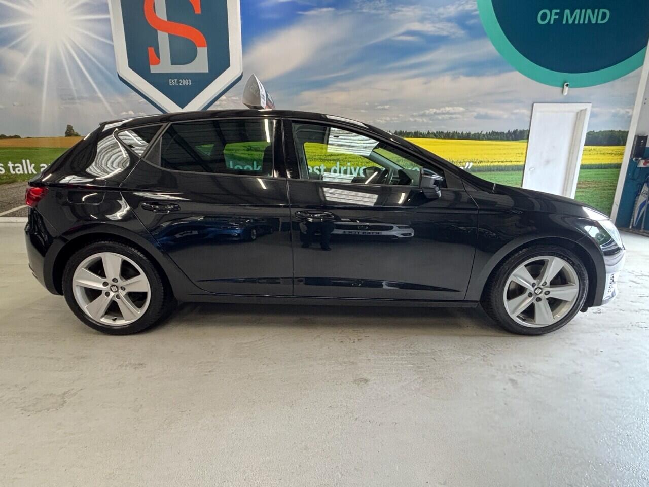 Seat Leon view 4