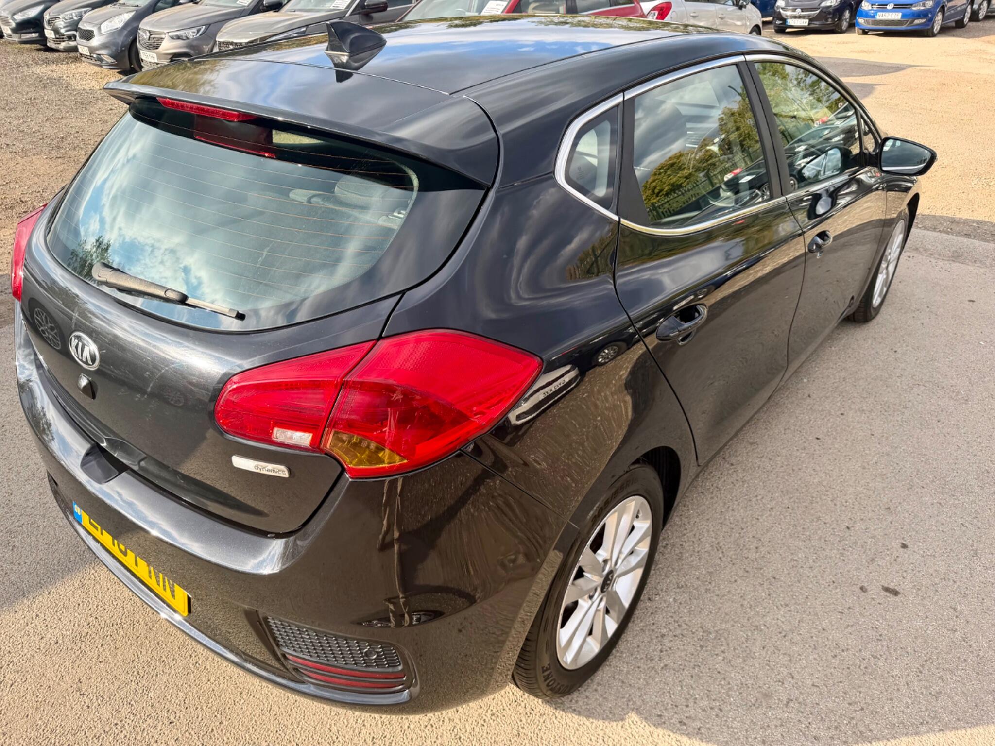 Kia Ceed view 18