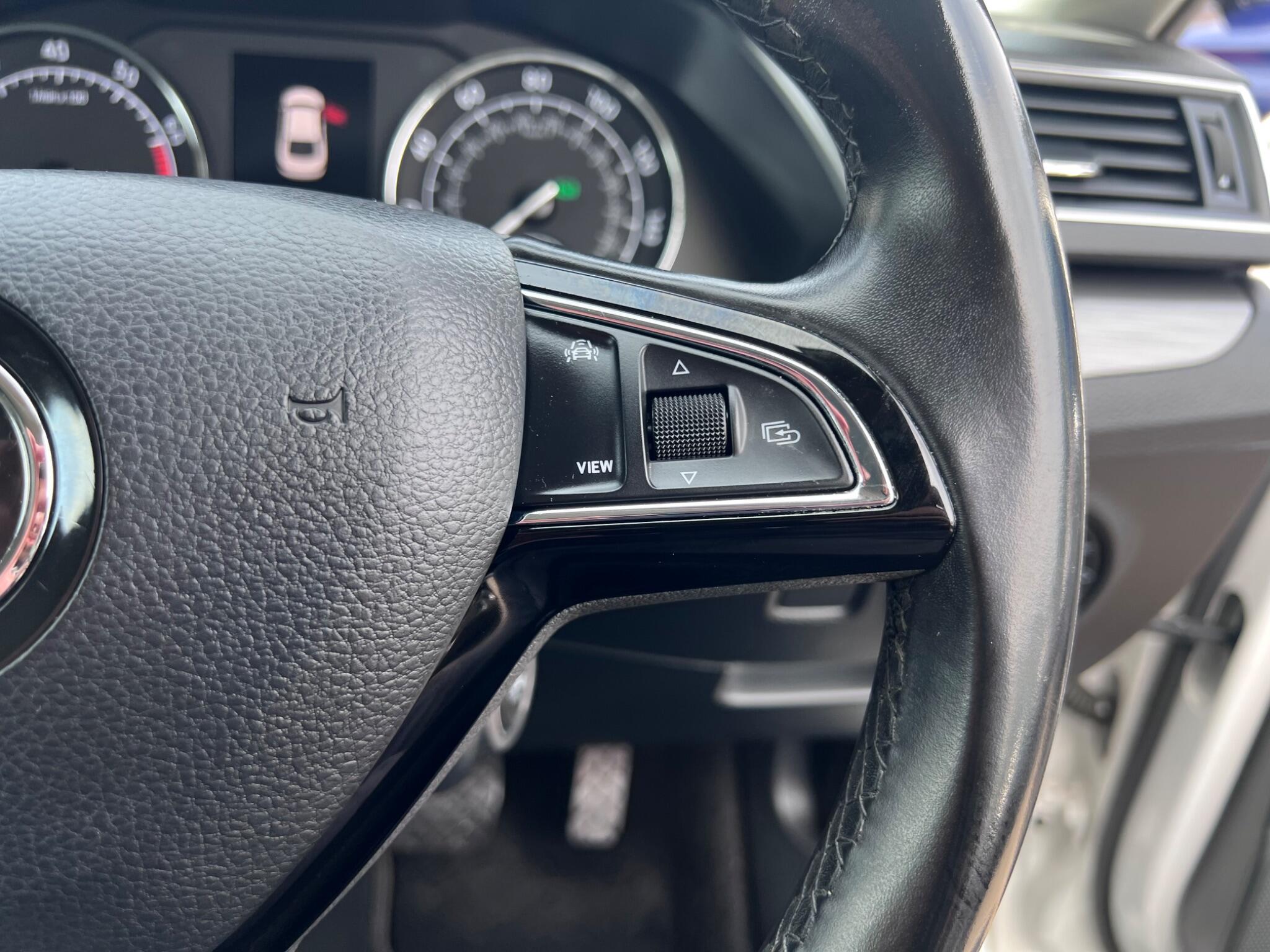 Skoda Superb view 30