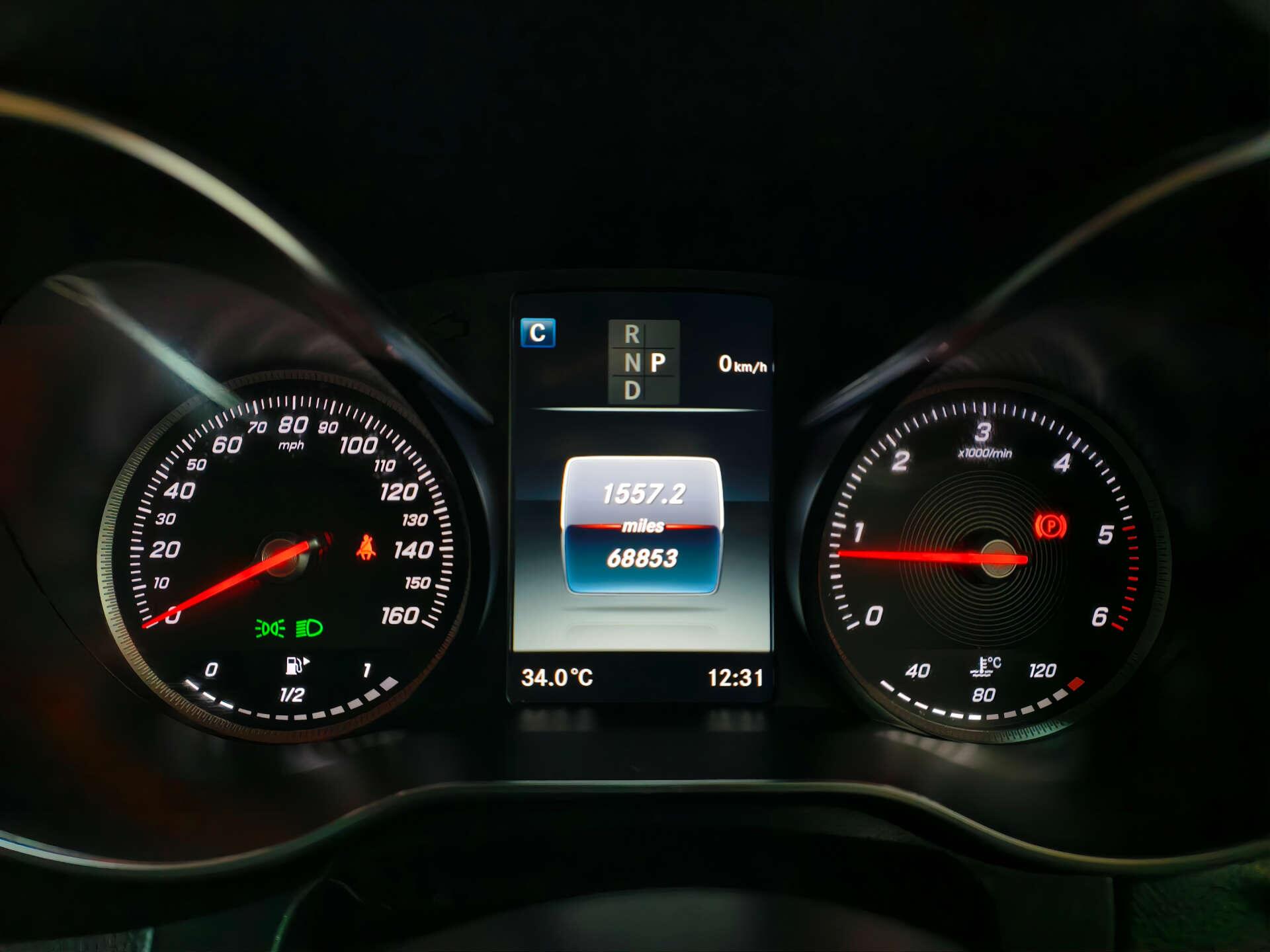 Mercedes-Benz C Class view 25