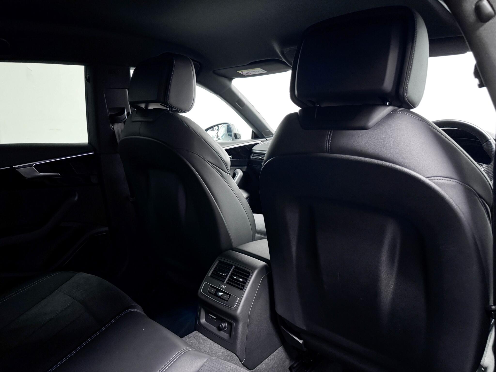 Audi A5 view 23