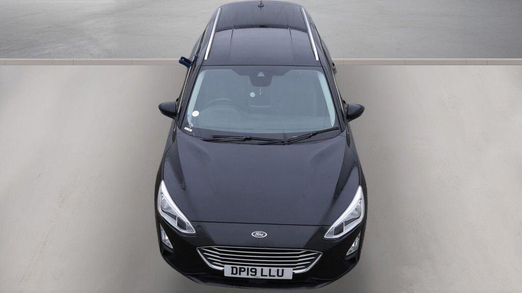 Ford Focus view 11