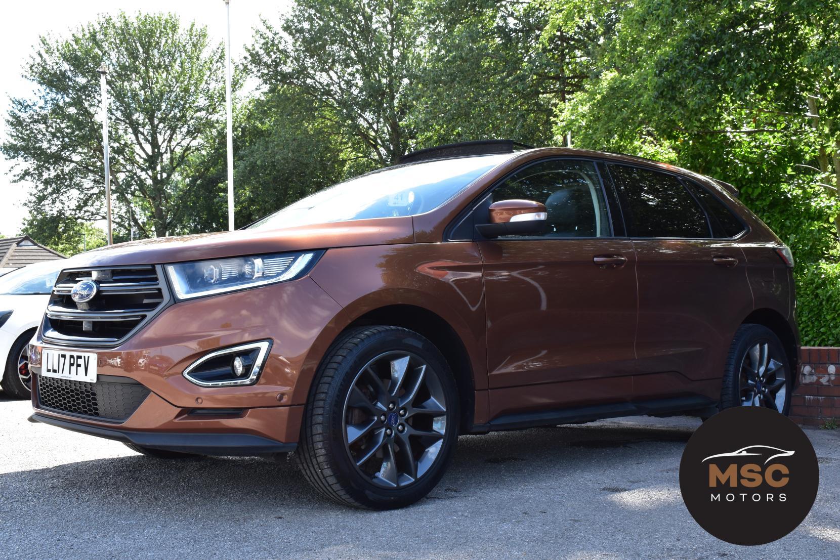Ford Edge view 6