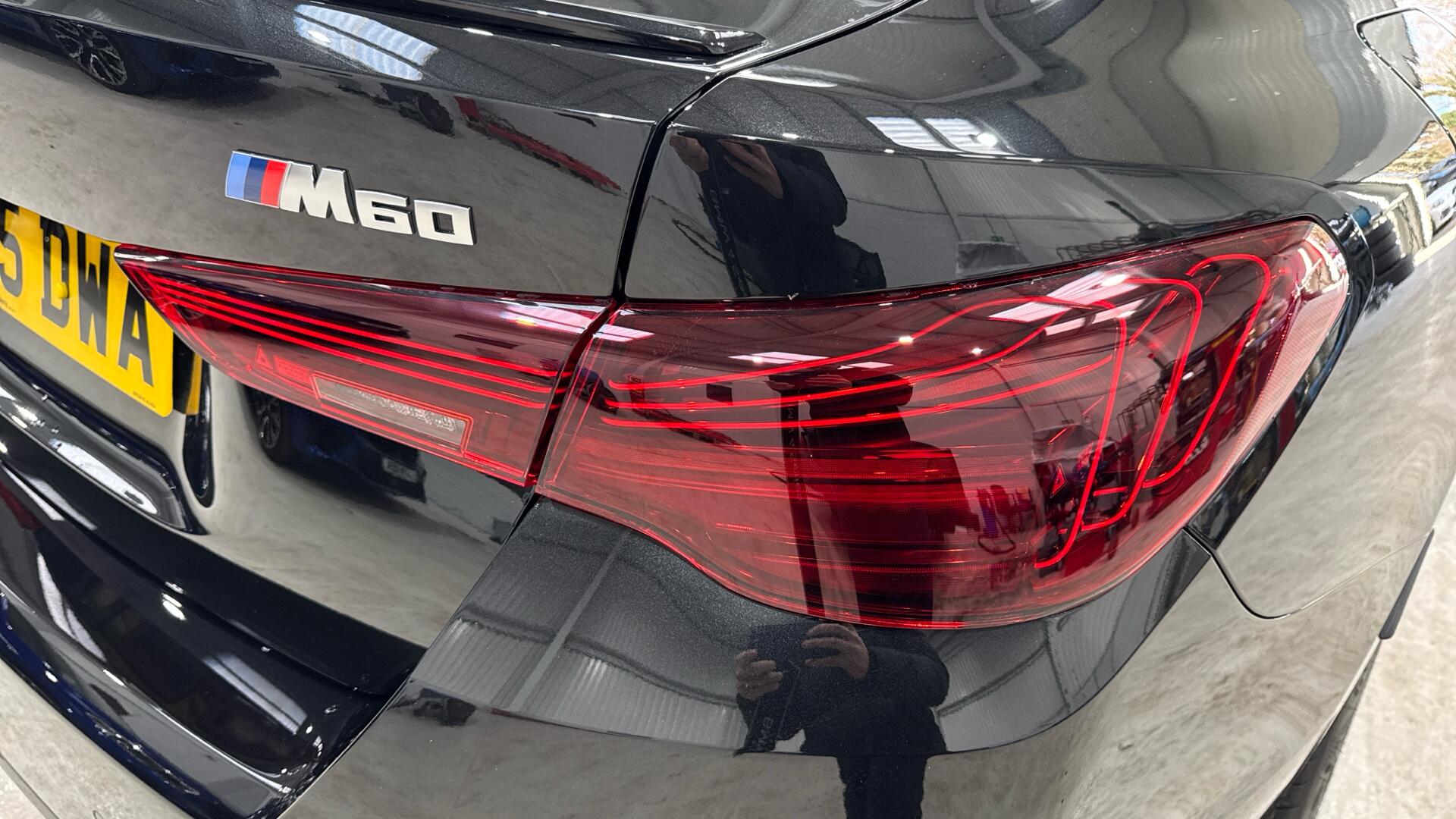 BMW I4 view 22