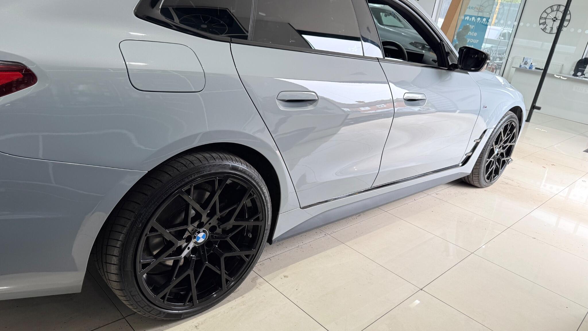 BMW I4 view 27