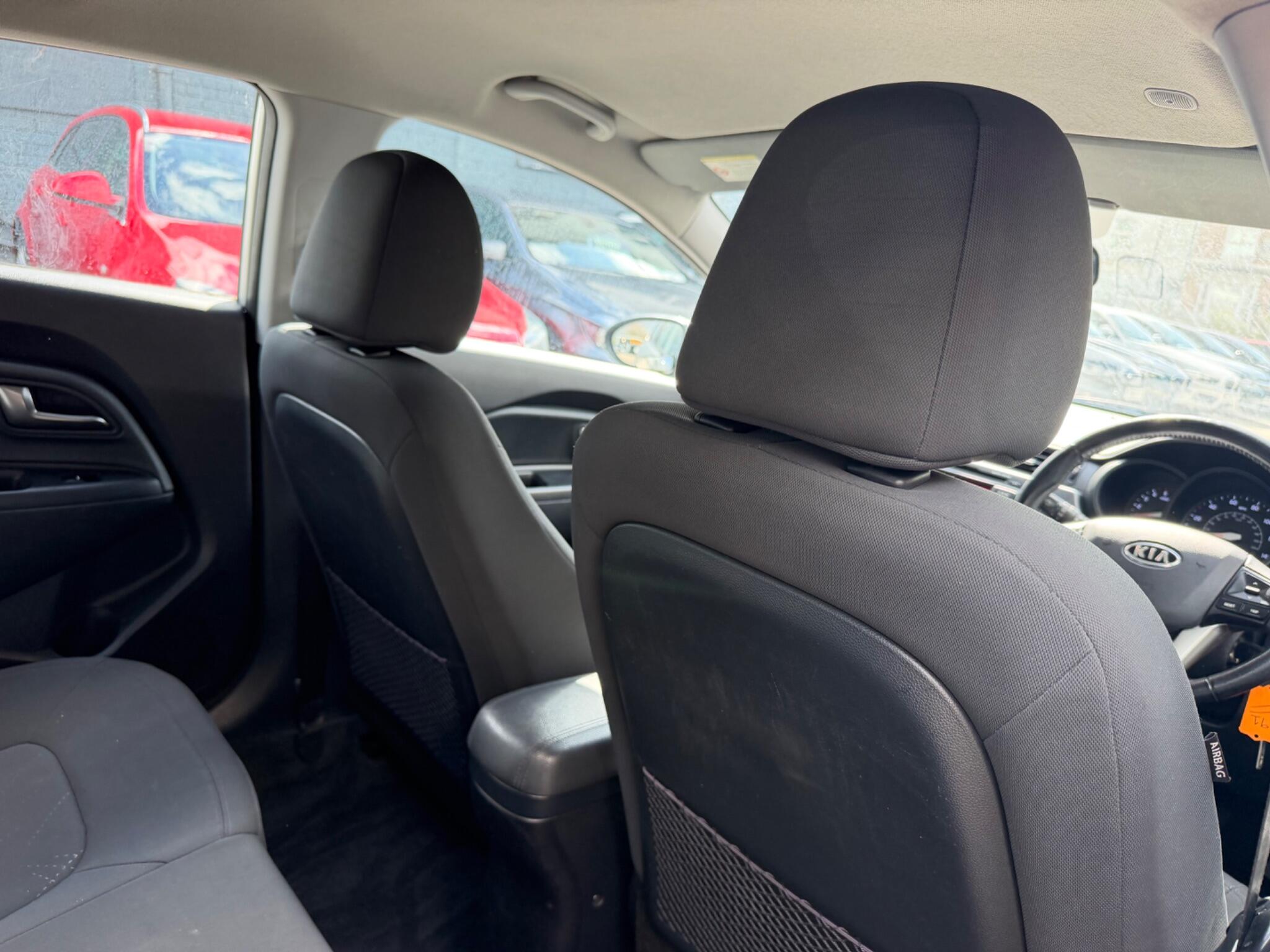 Kia Rio view 21