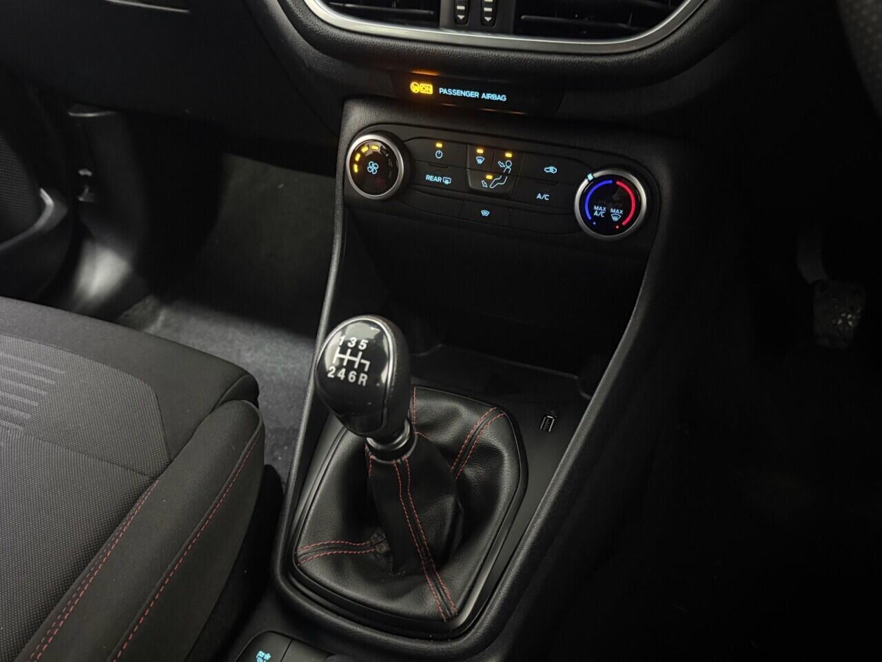 Ford Fiesta view 21