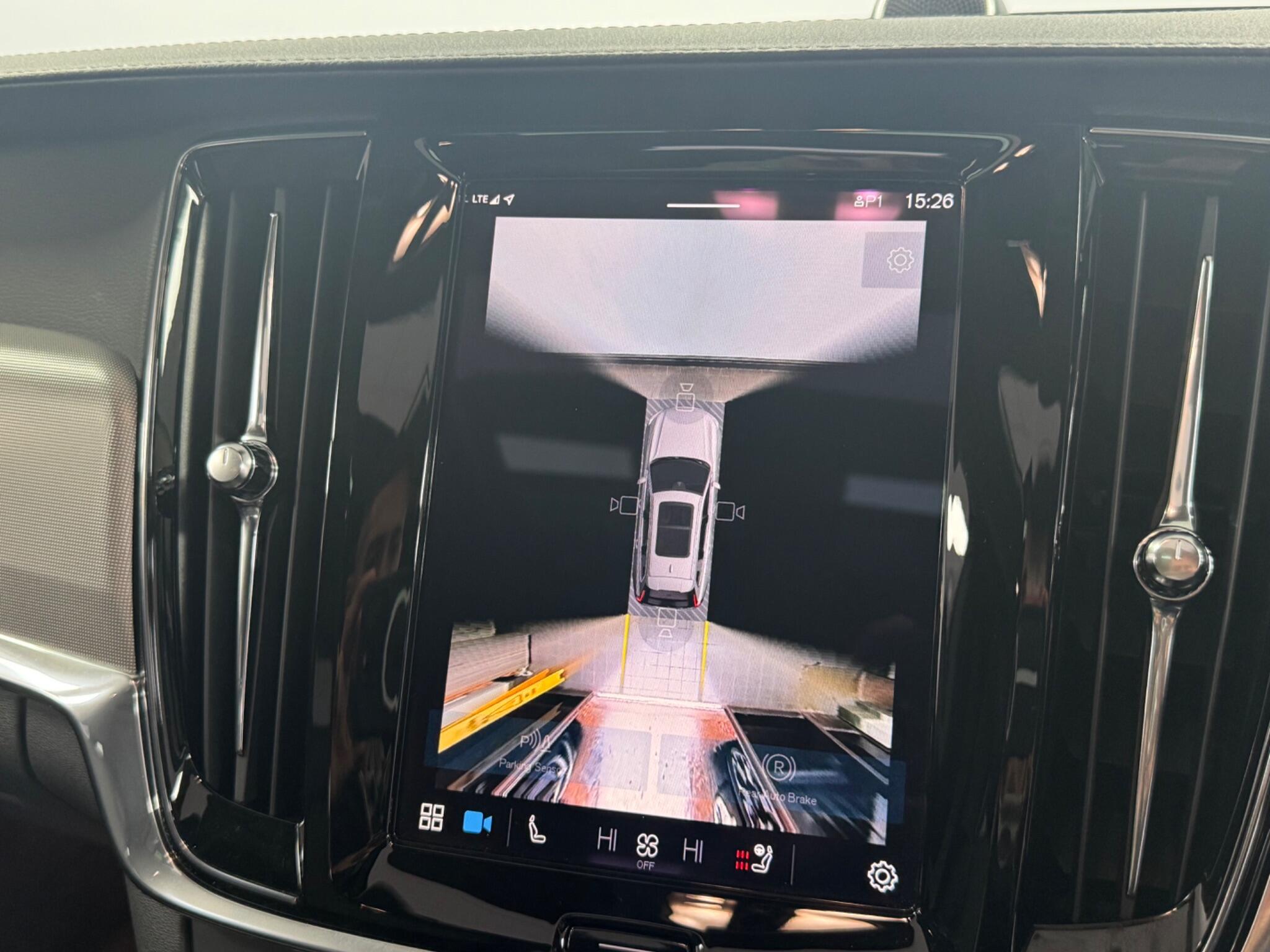 Volvo V90 view 9