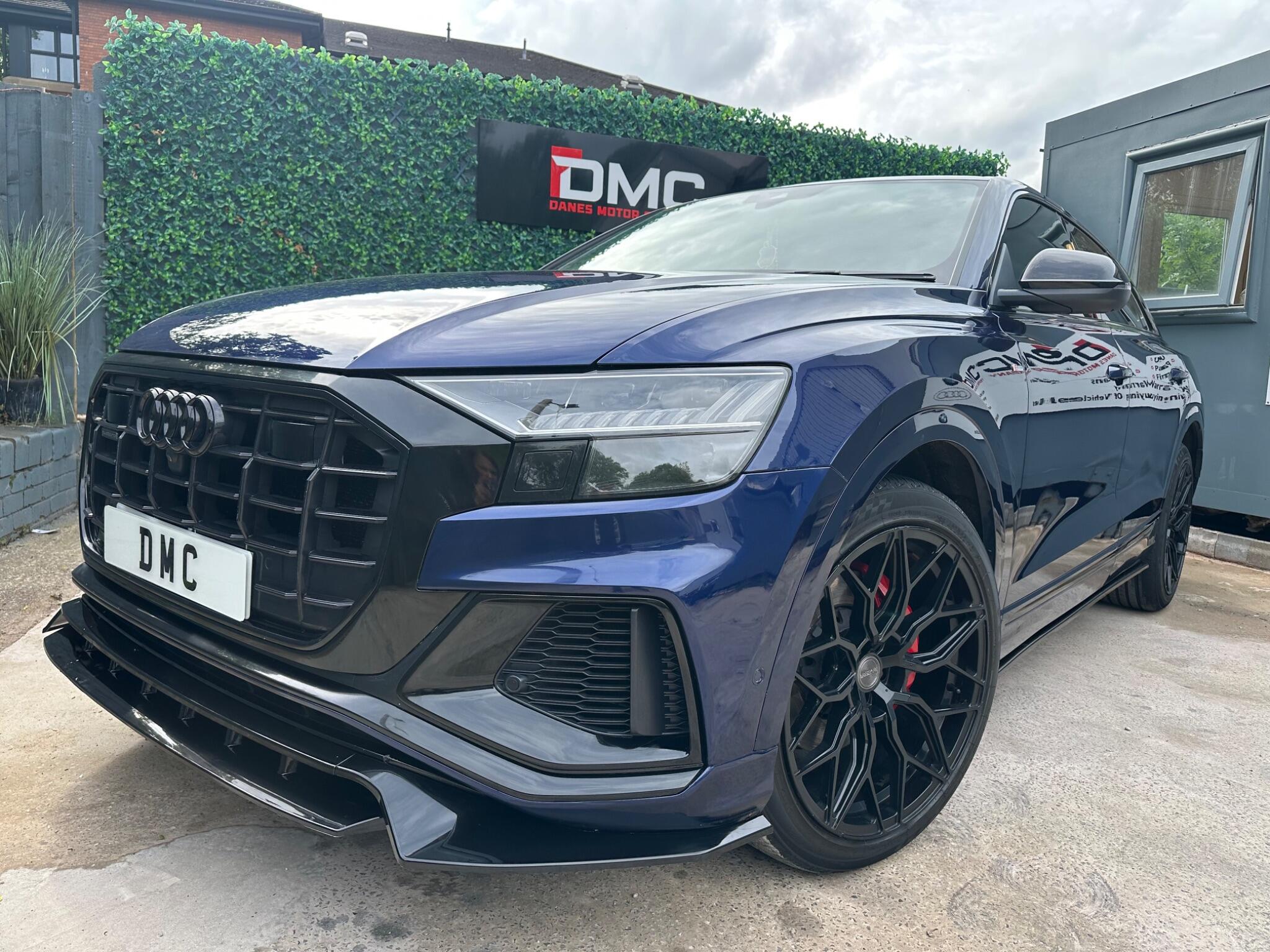 Audi Q8 view 81