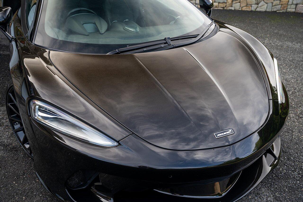 McLaren GT view 29