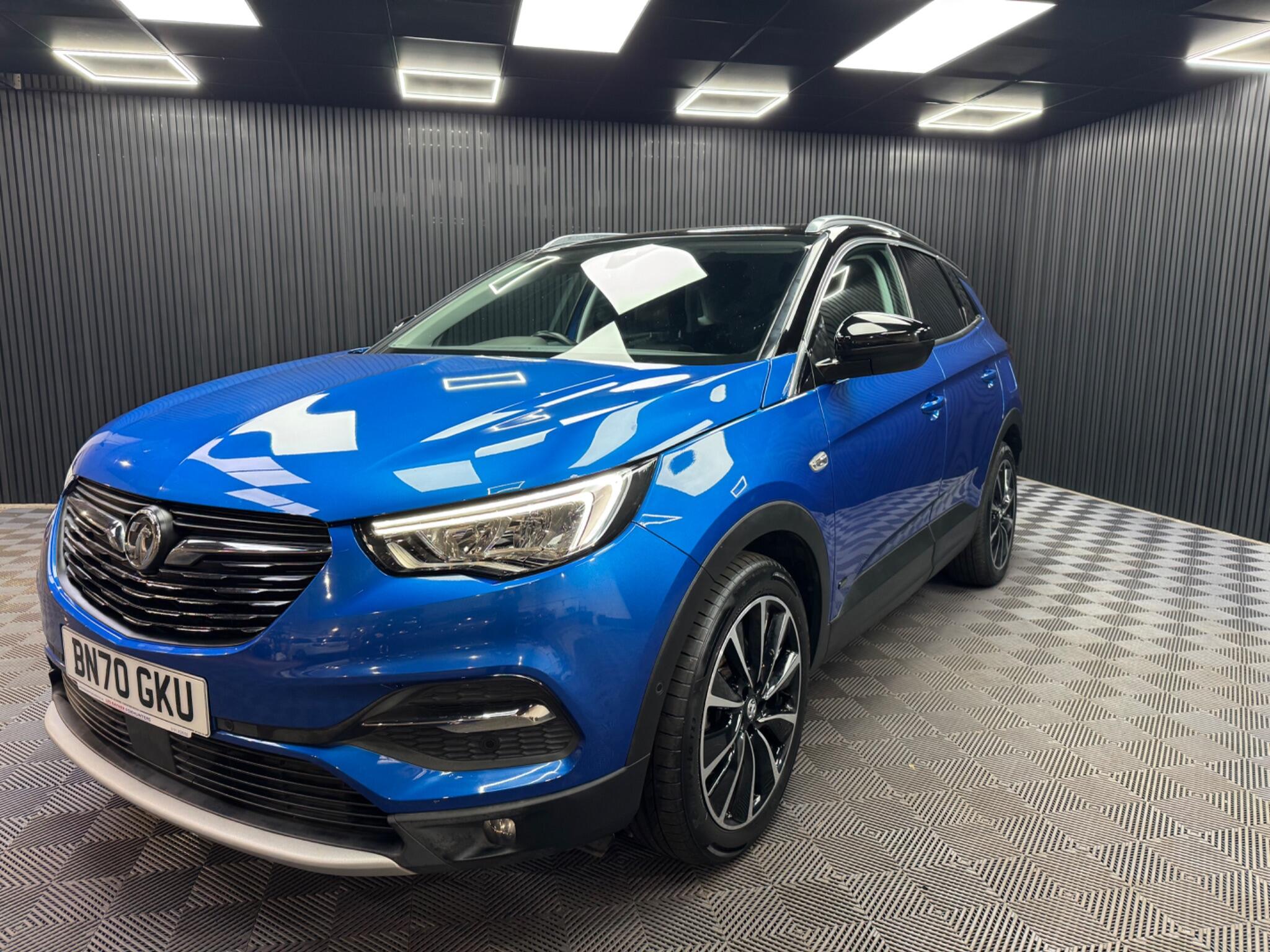 Vauxhall Grandland X view 11