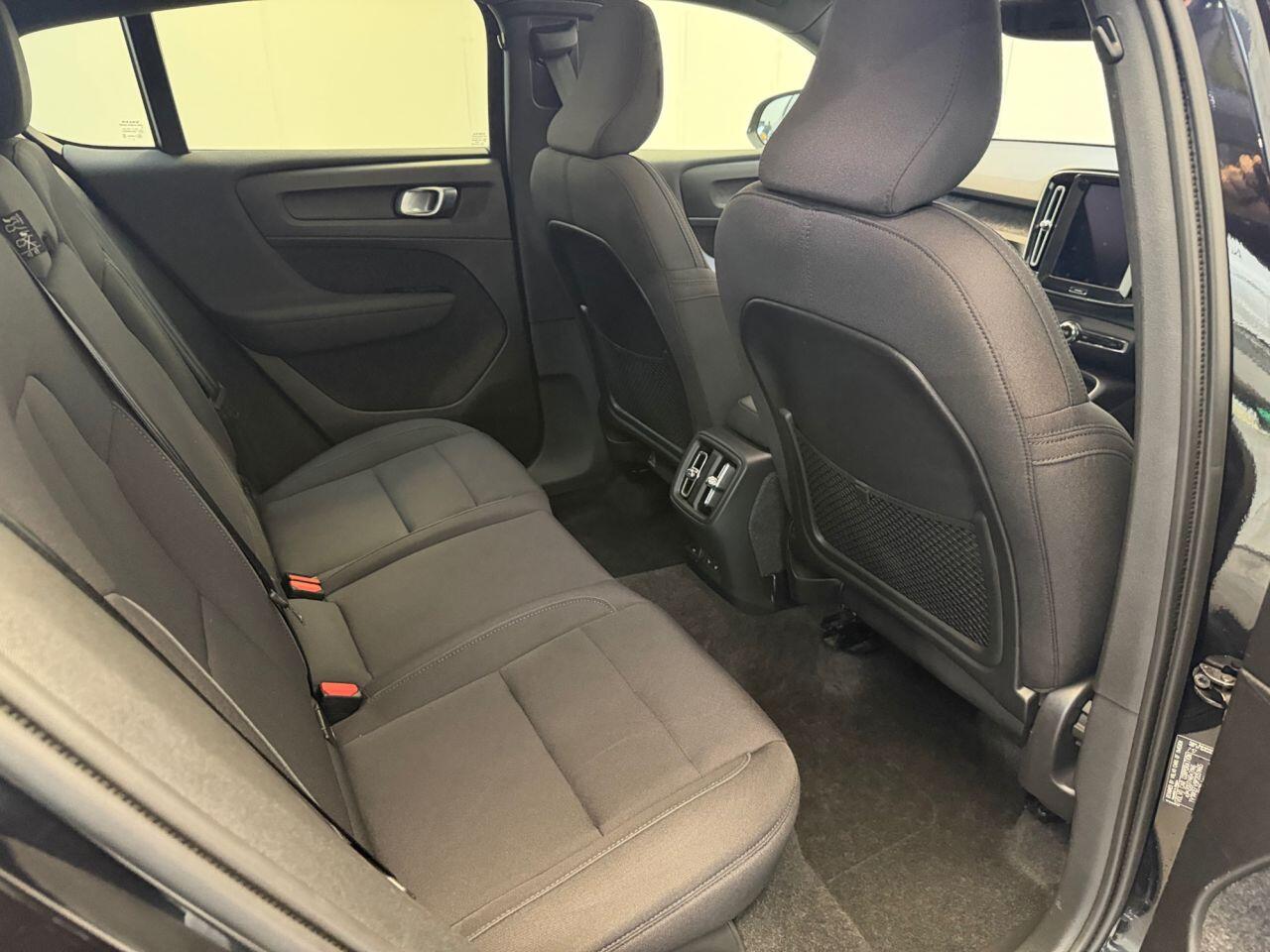 Volvo C40 view 53
