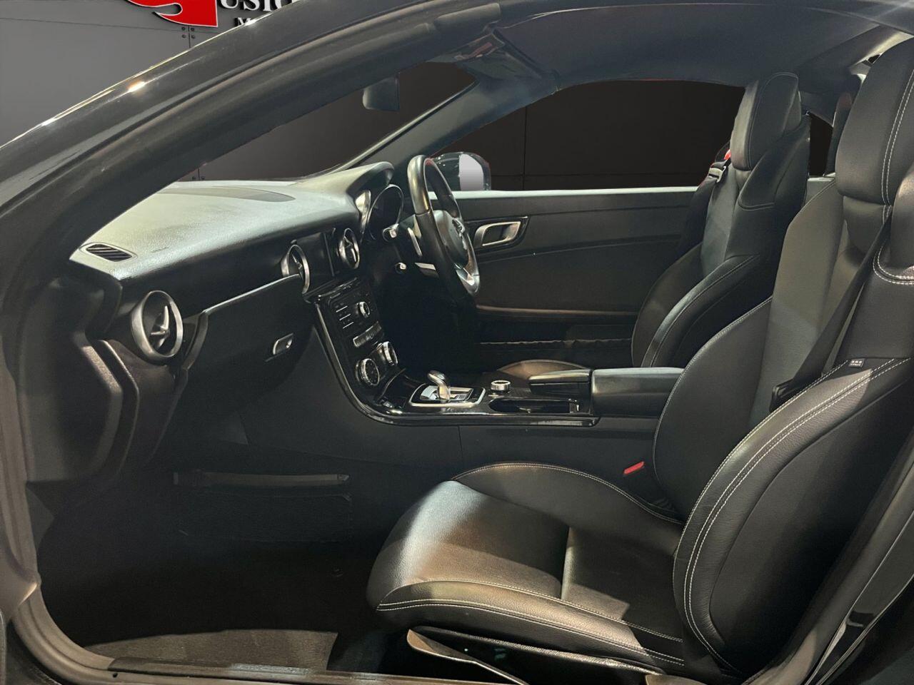 Mercedes-Benz SLC view 12