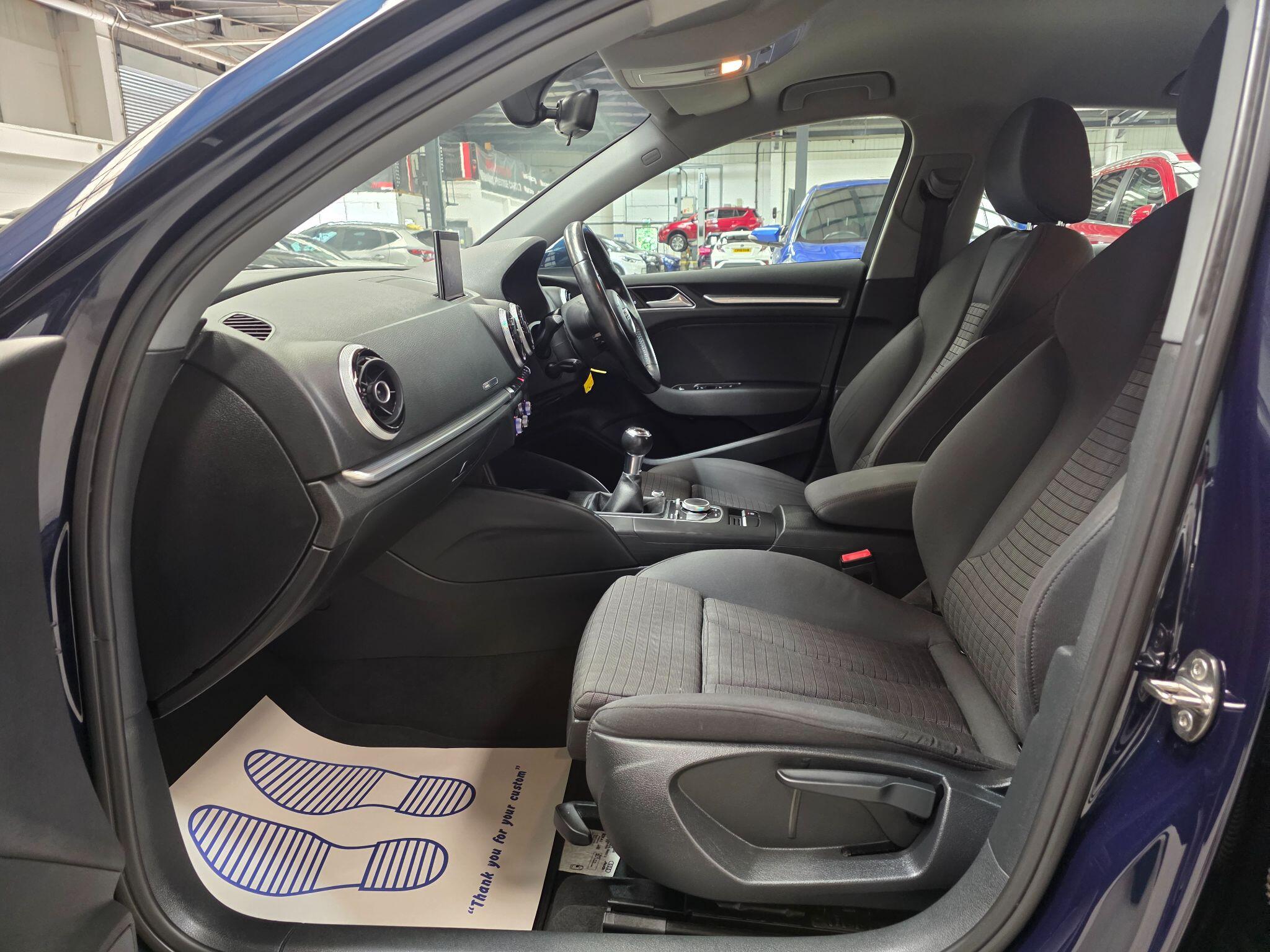 Audi A3 view 24
